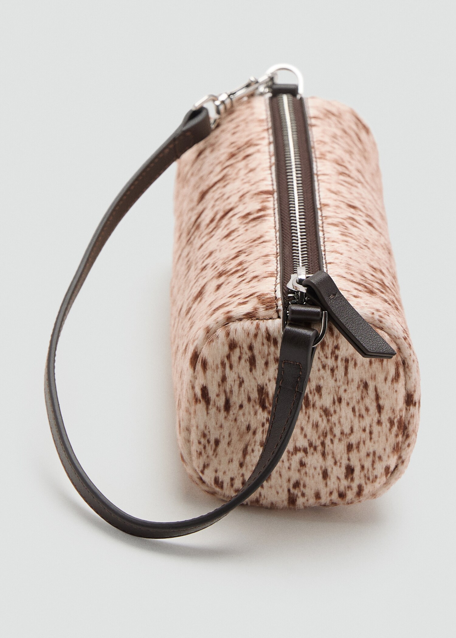 Cow leather shoulder bag - Details of the article 3