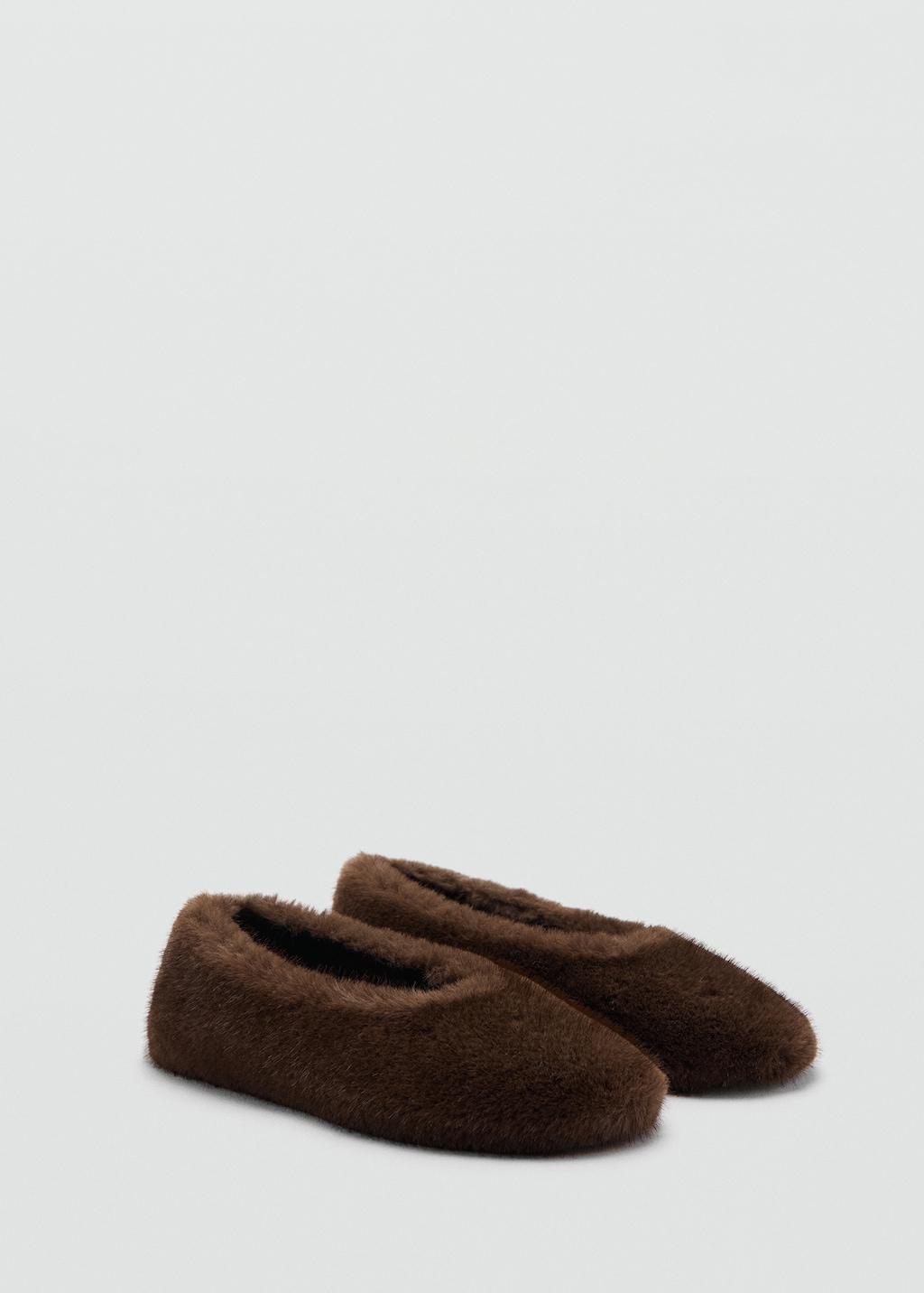 Fur-effect flat shoes