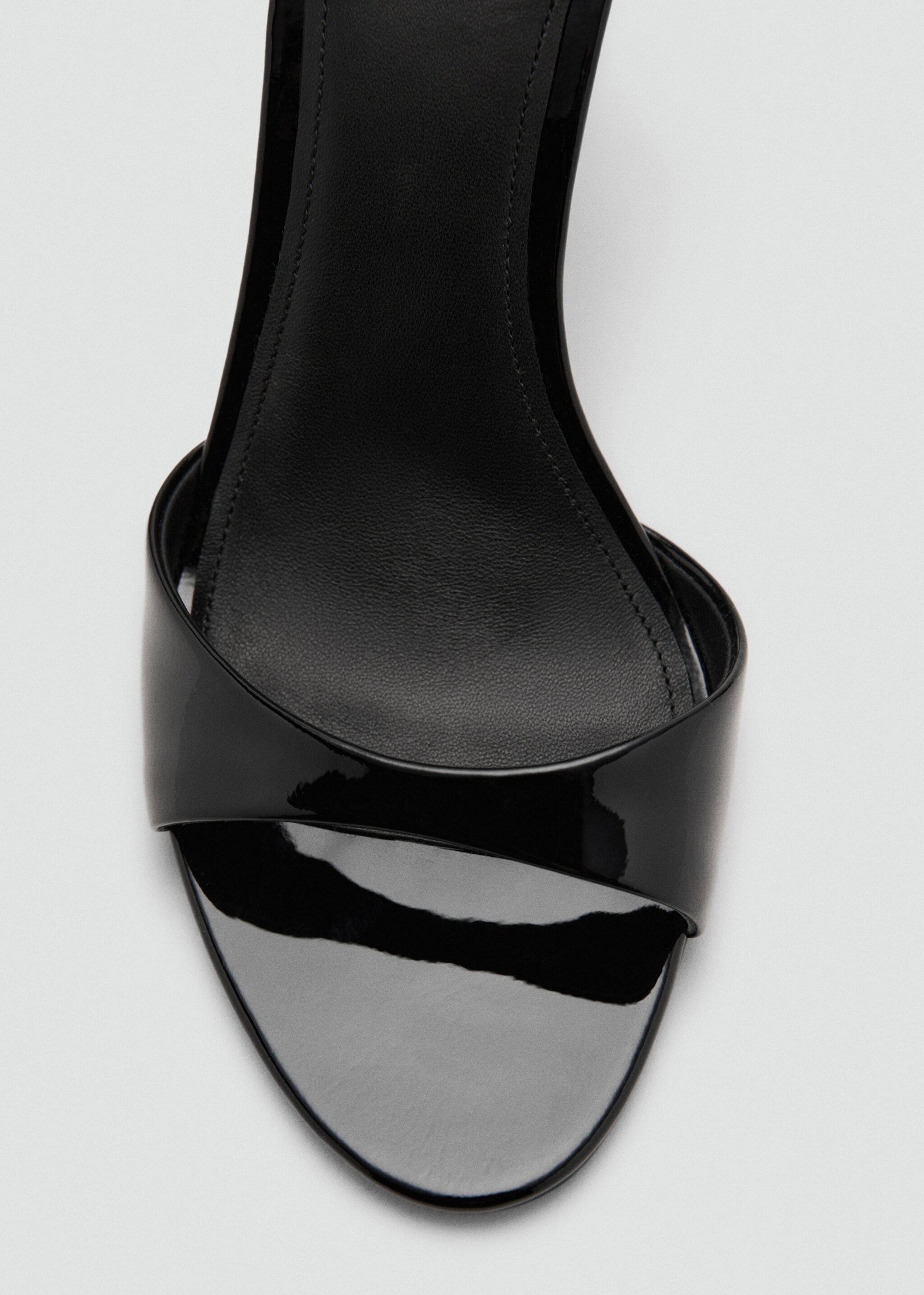 Heel leather sandals - Details of the article 2, Black. Ref: 17048641-00.