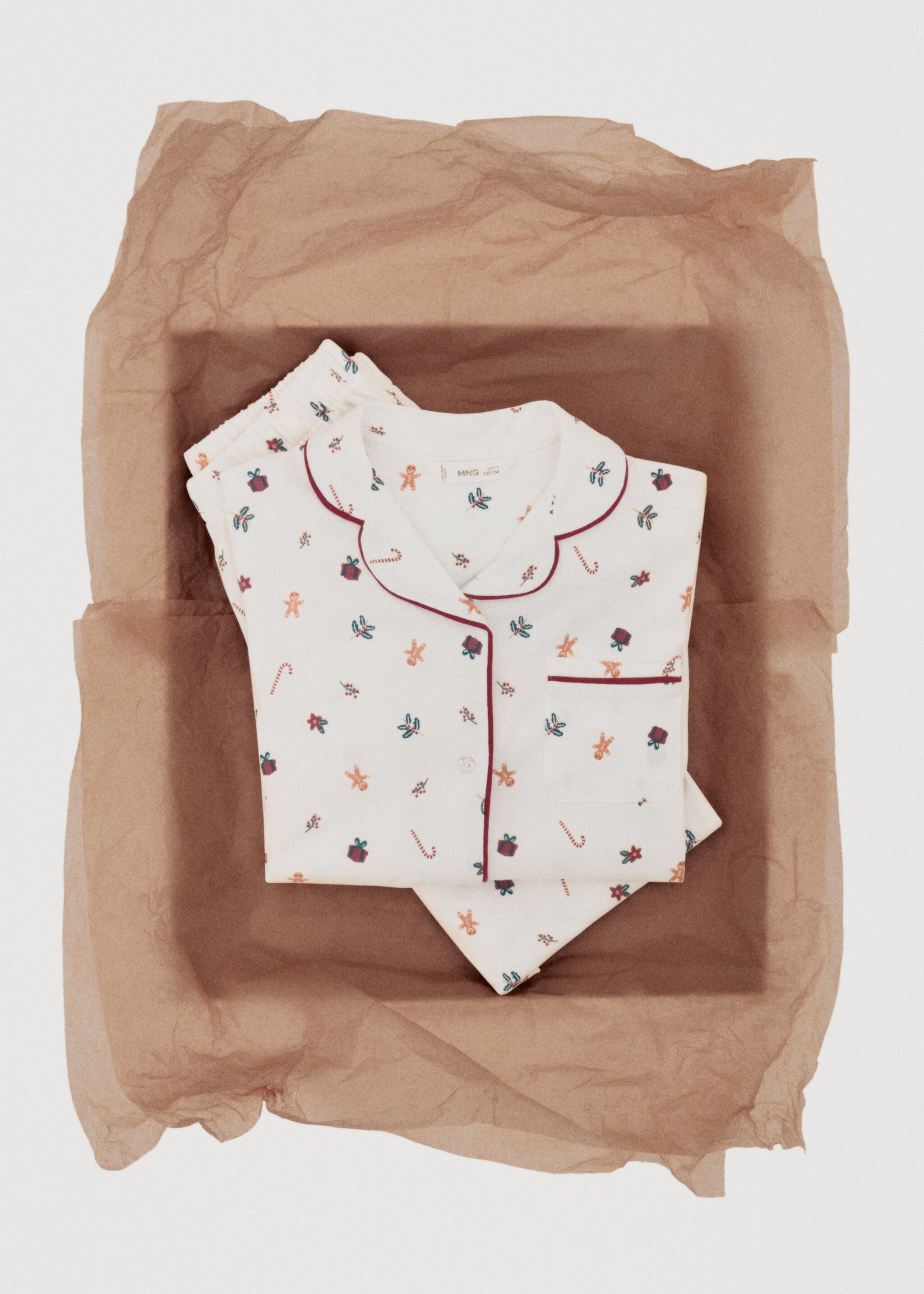 Printed long pyjamas - Details of the article 7, Off White. Ref: 17049095-00.
