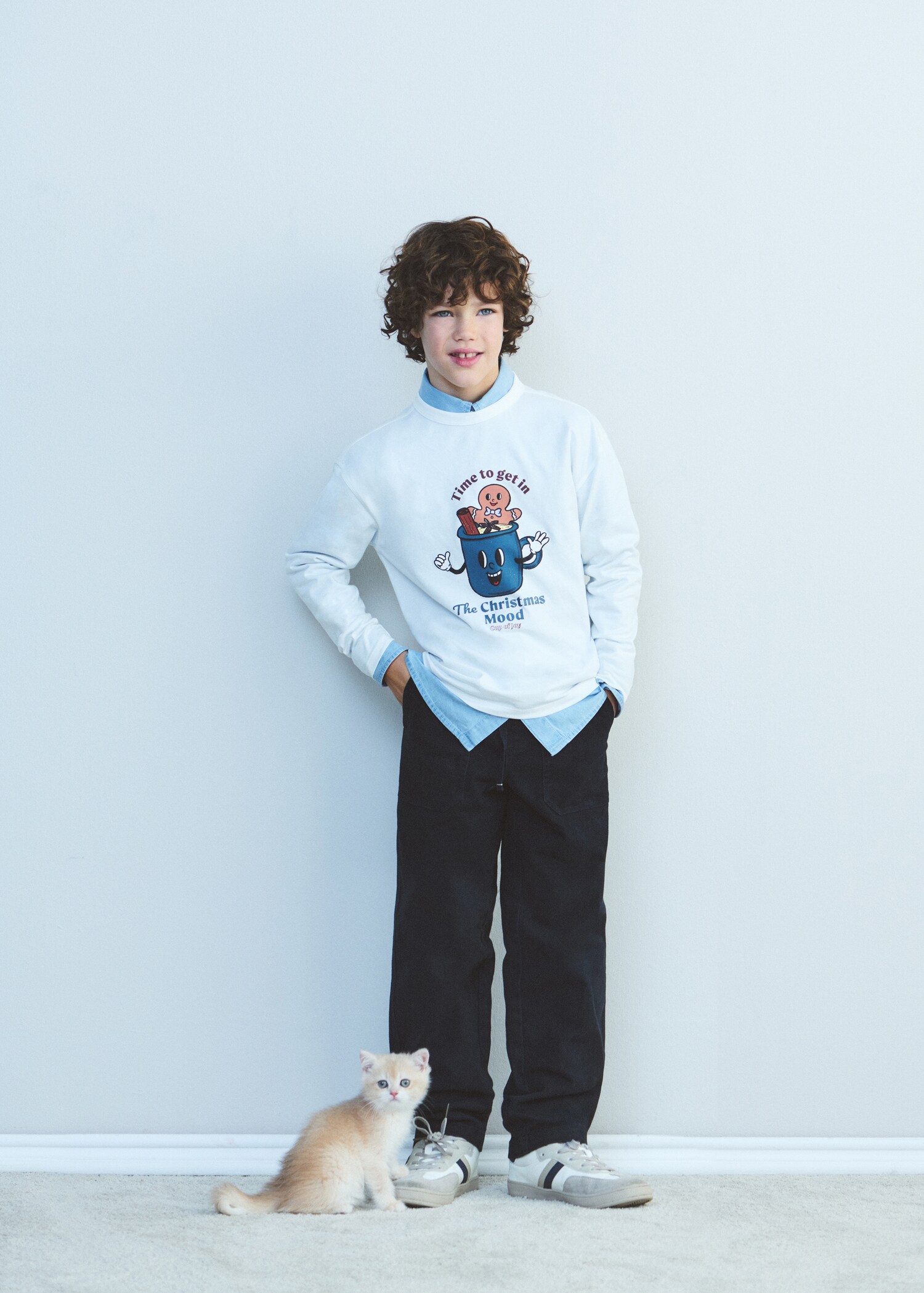 T-shirt with print drawing - Details of the article 6