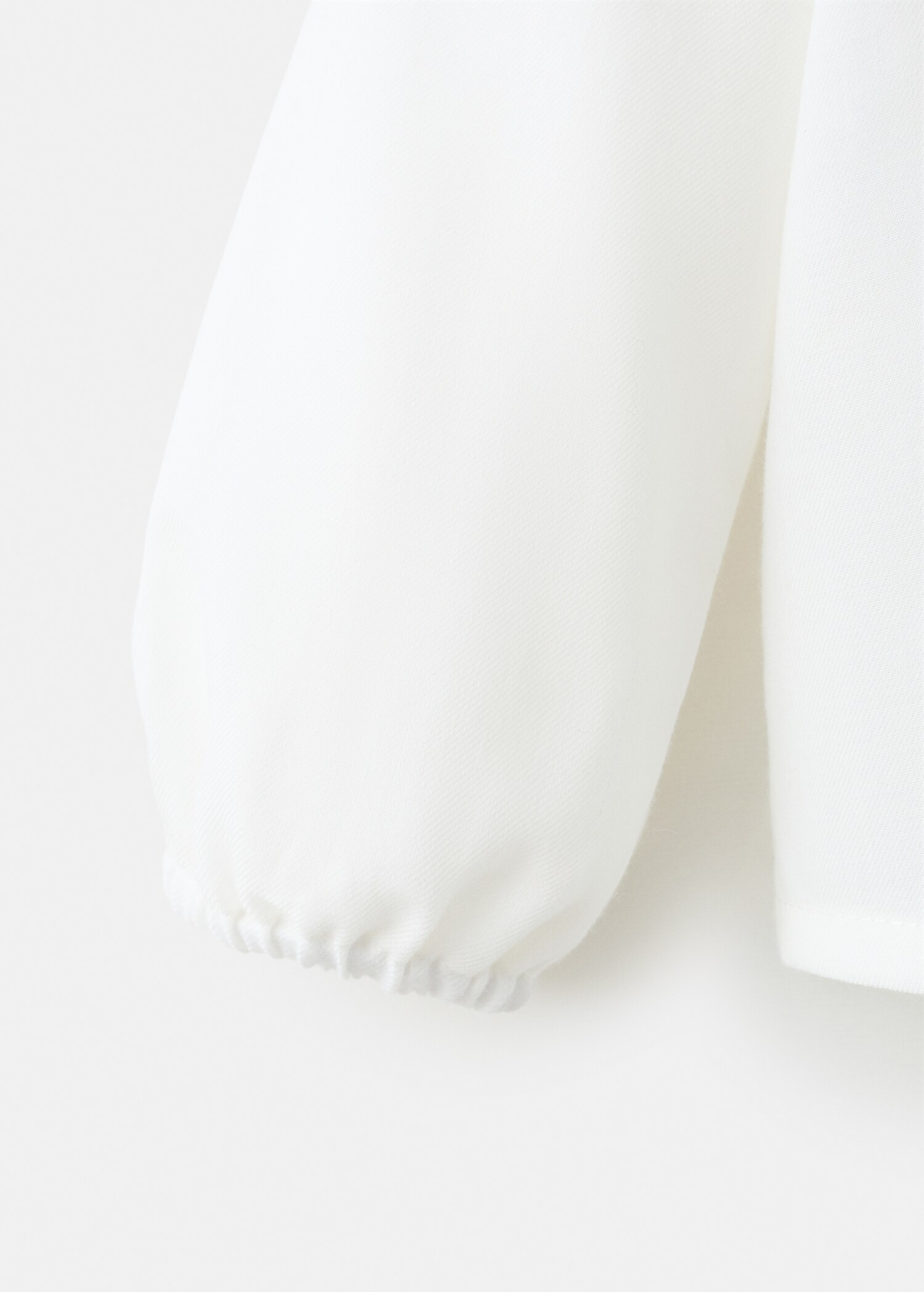 Contrast collar shirt - Details of the article 0