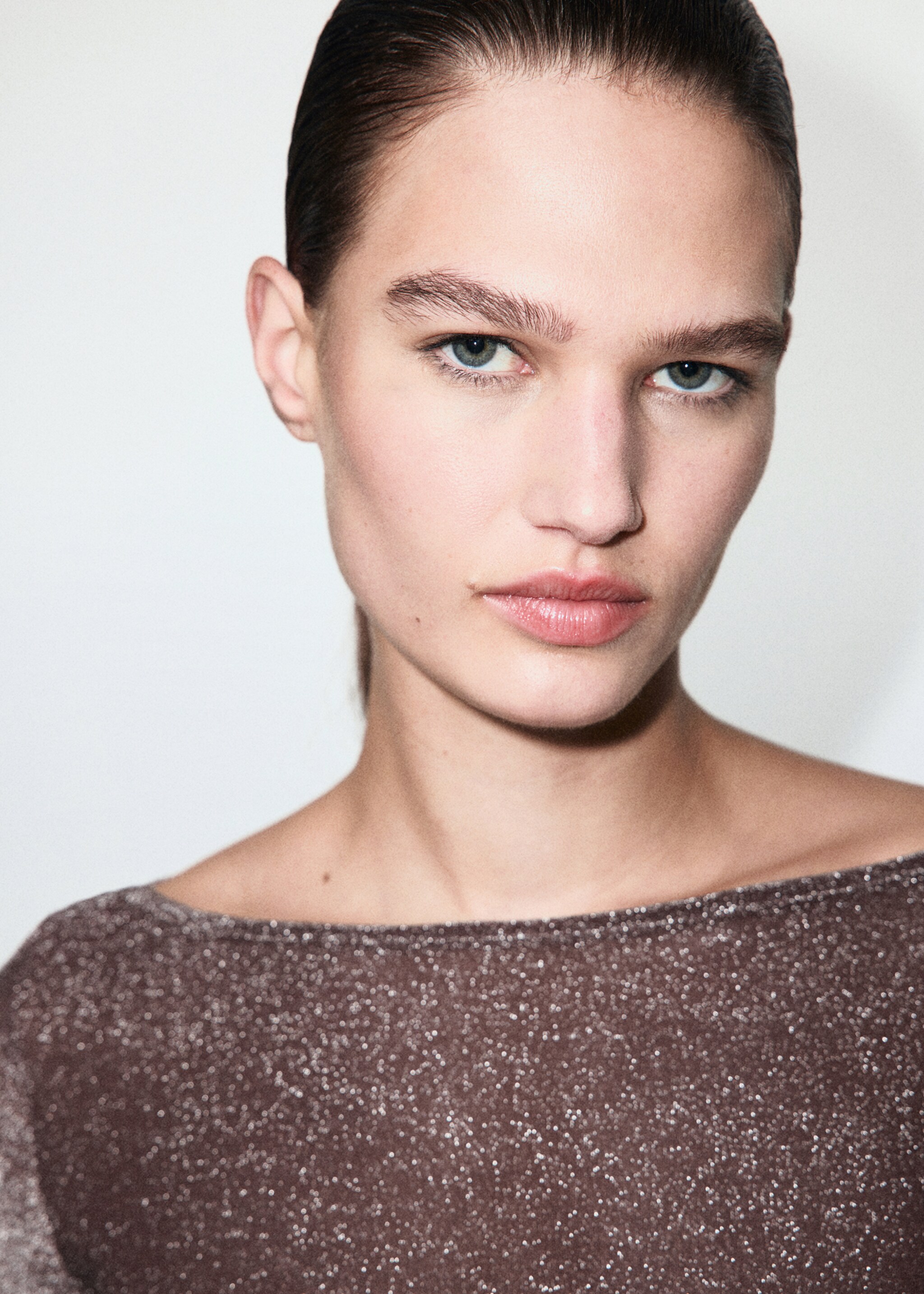 Boat neck glitter t-shirt - Details of the article 1, Burgundy. Ref: 17049108-00.