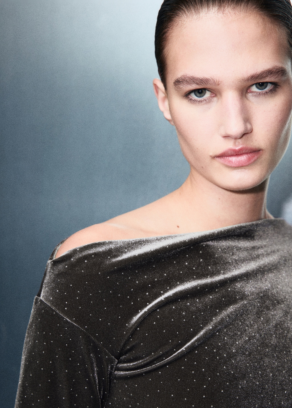 Mango Asymmetrical velvet dress with shiny details