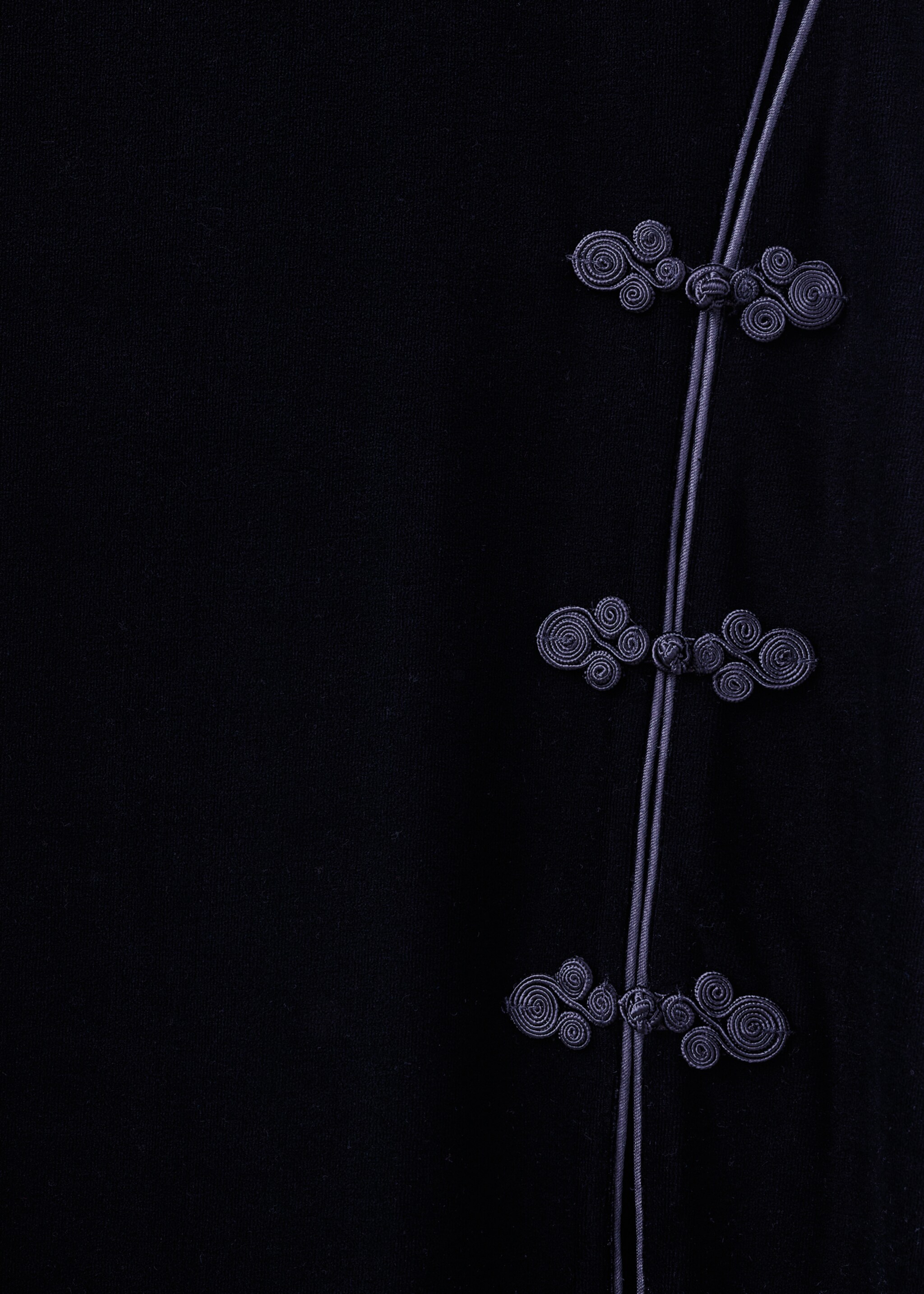 Robe en velours avec brandebourgs et ouverture - Détail de l'article 0, Bleu marine. Ref: 17049113-00.