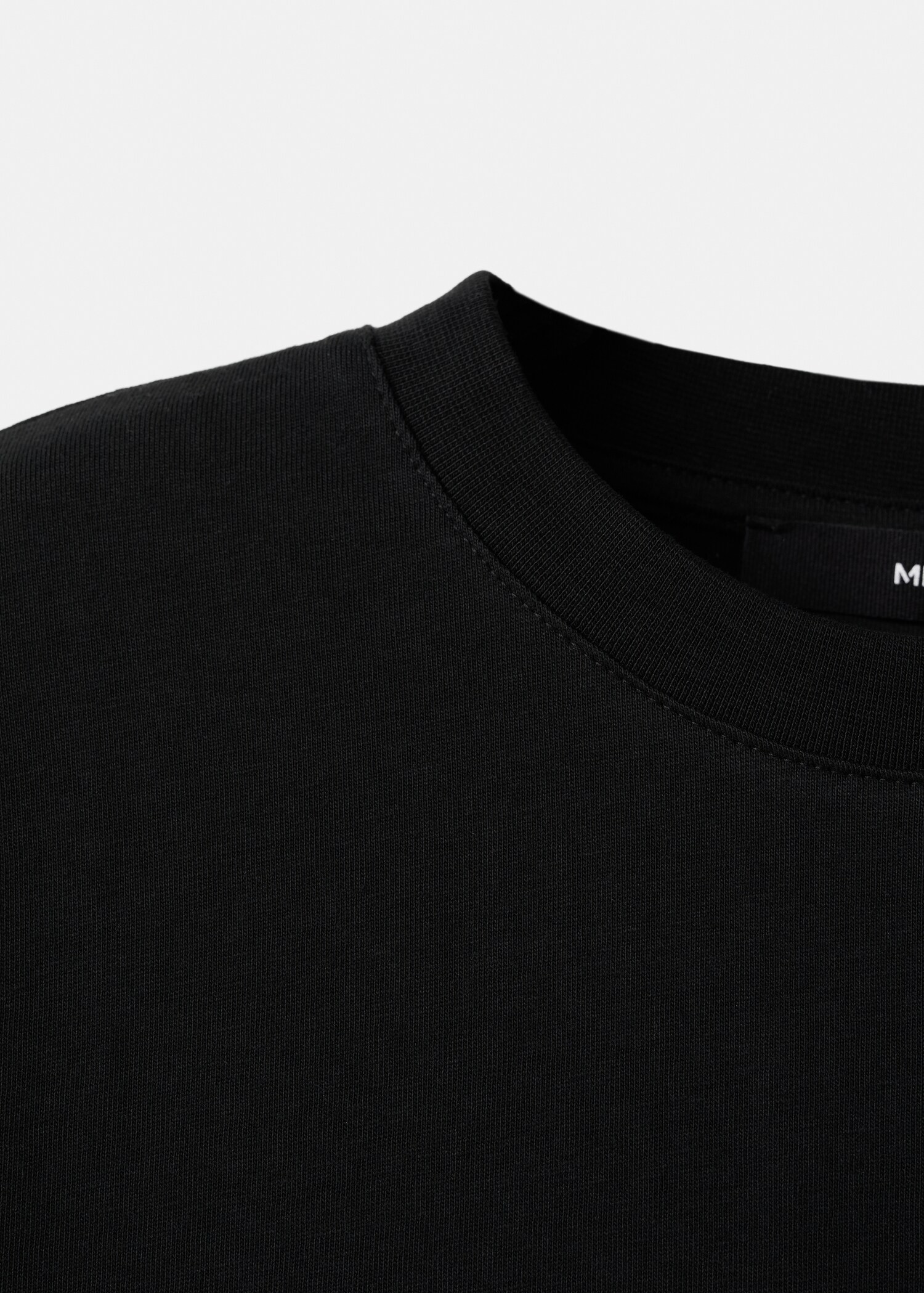 تي شيرت مكتوب به رسالة بحجر الراين - تفاصيل المنتج 8