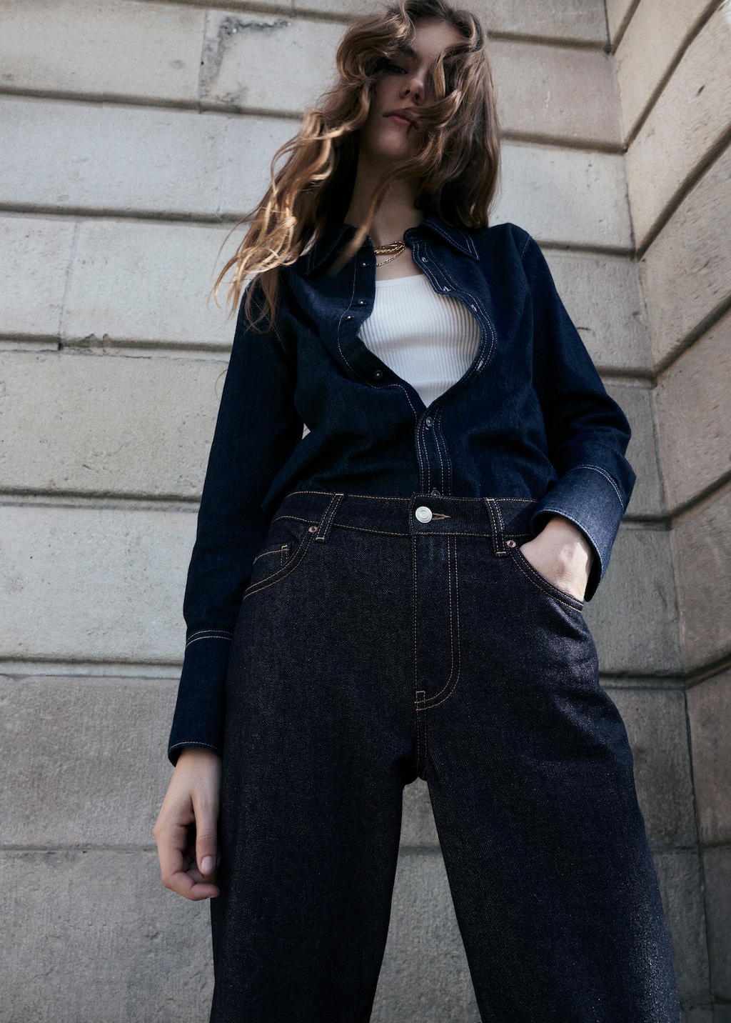 Turned-up straight jeans