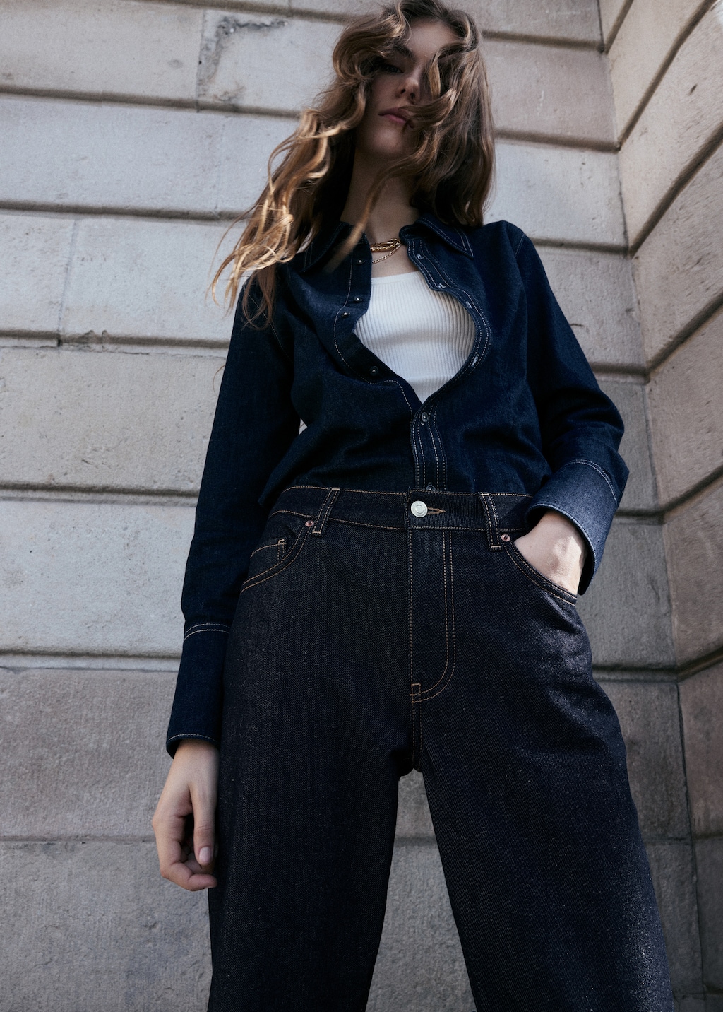 Turned-up straight jeans