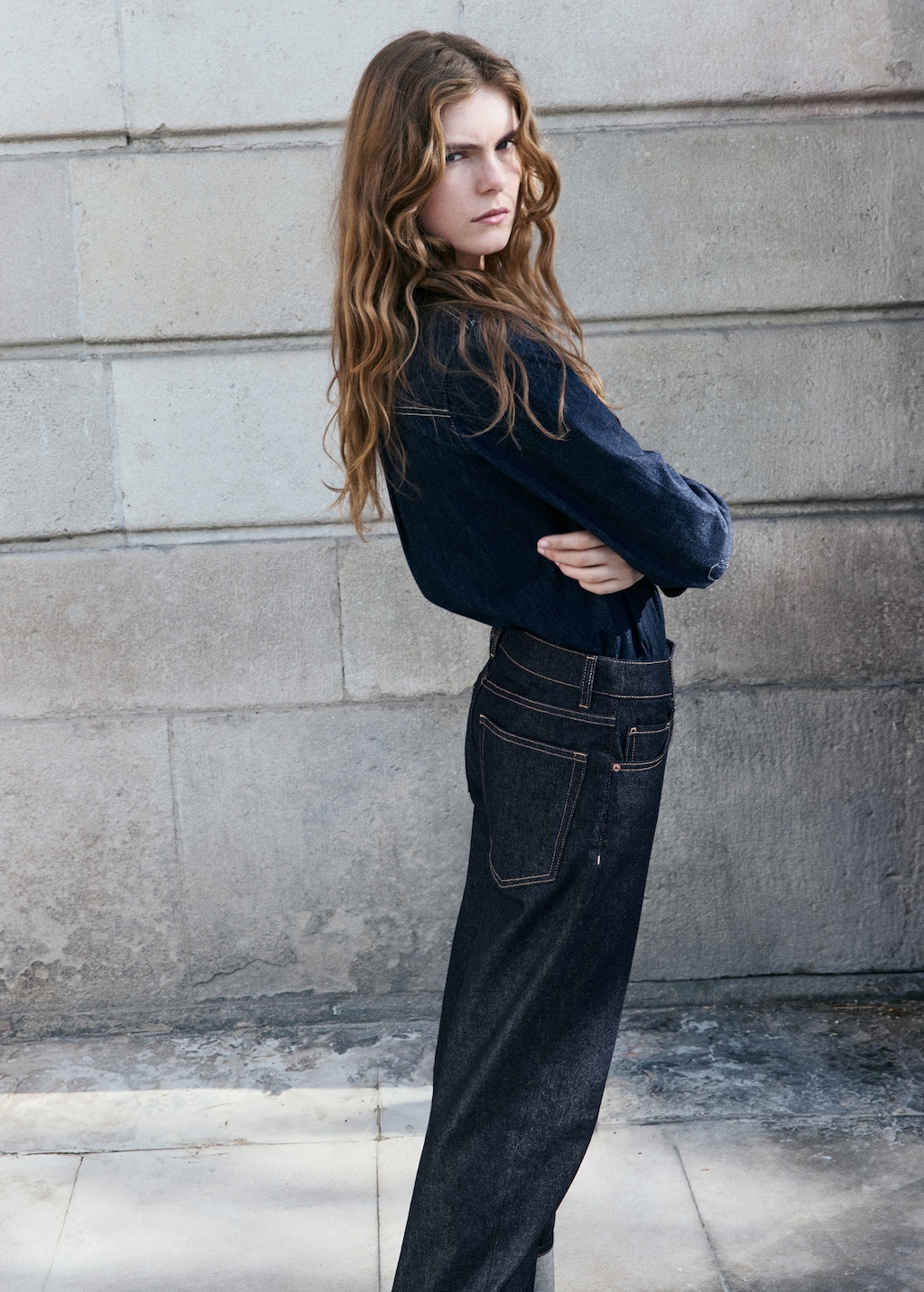 Turned-up straight jeans