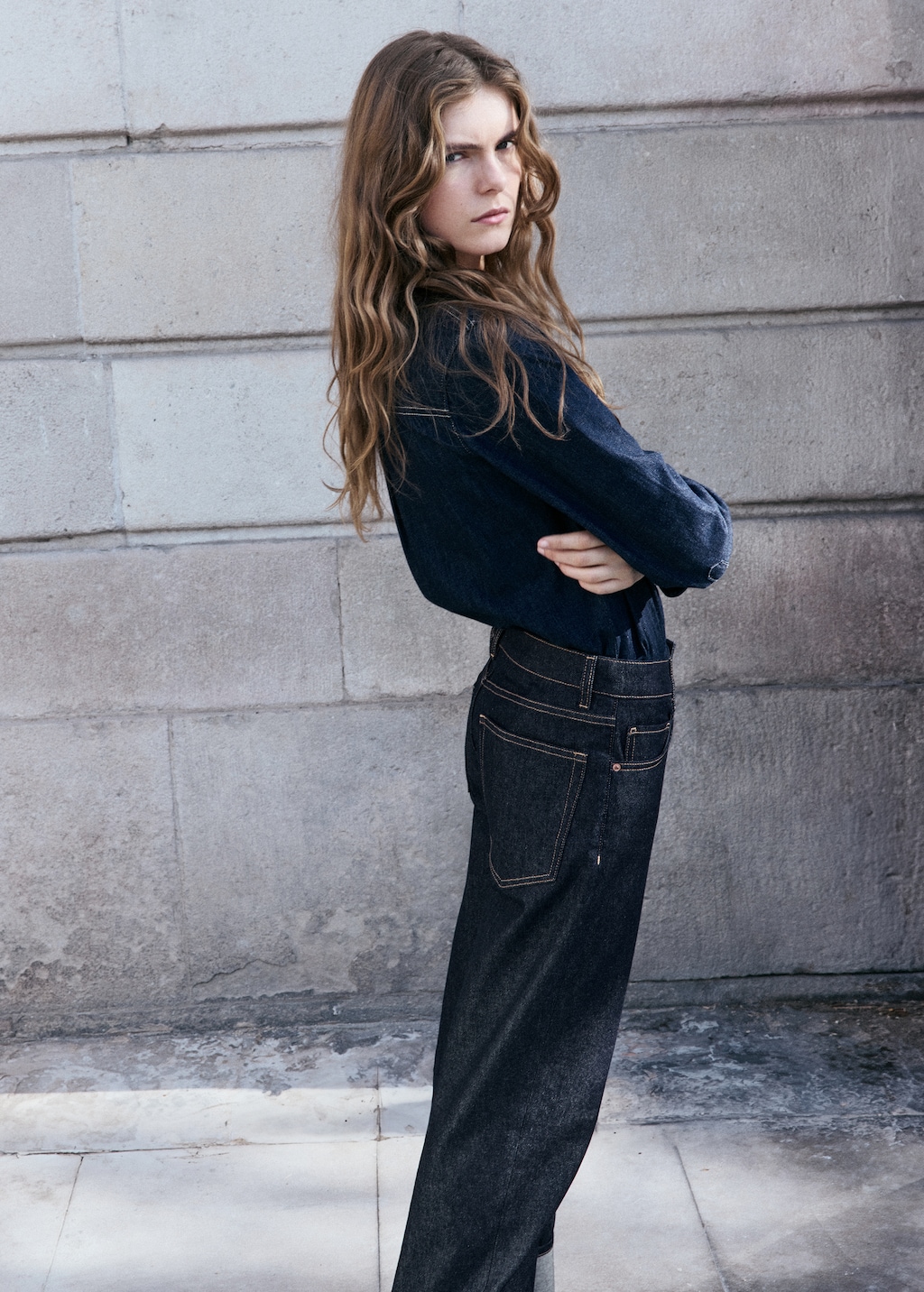 Turned-up straight jeans