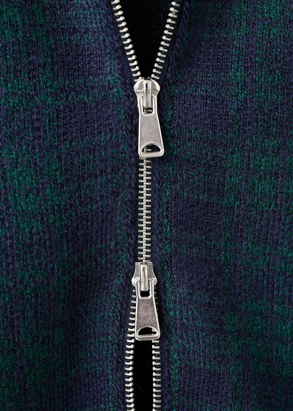 Checkered zipper cardigan