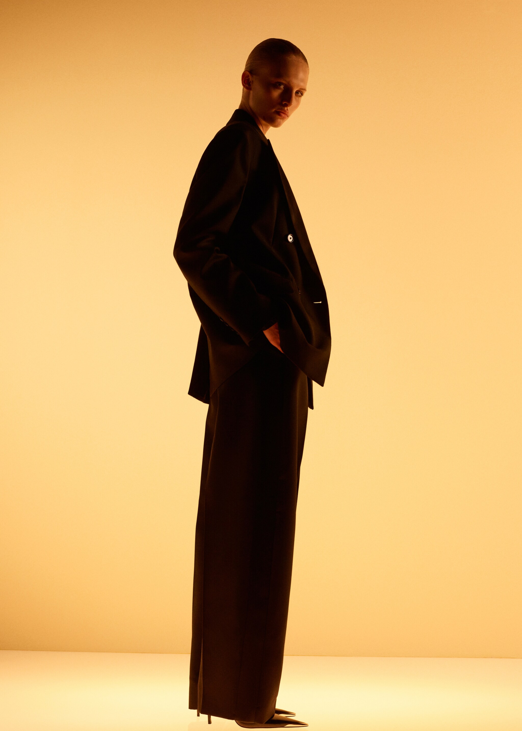 Wool-blend suit trousers - Reverse of the article, Black. Ref: 17049121-00.
