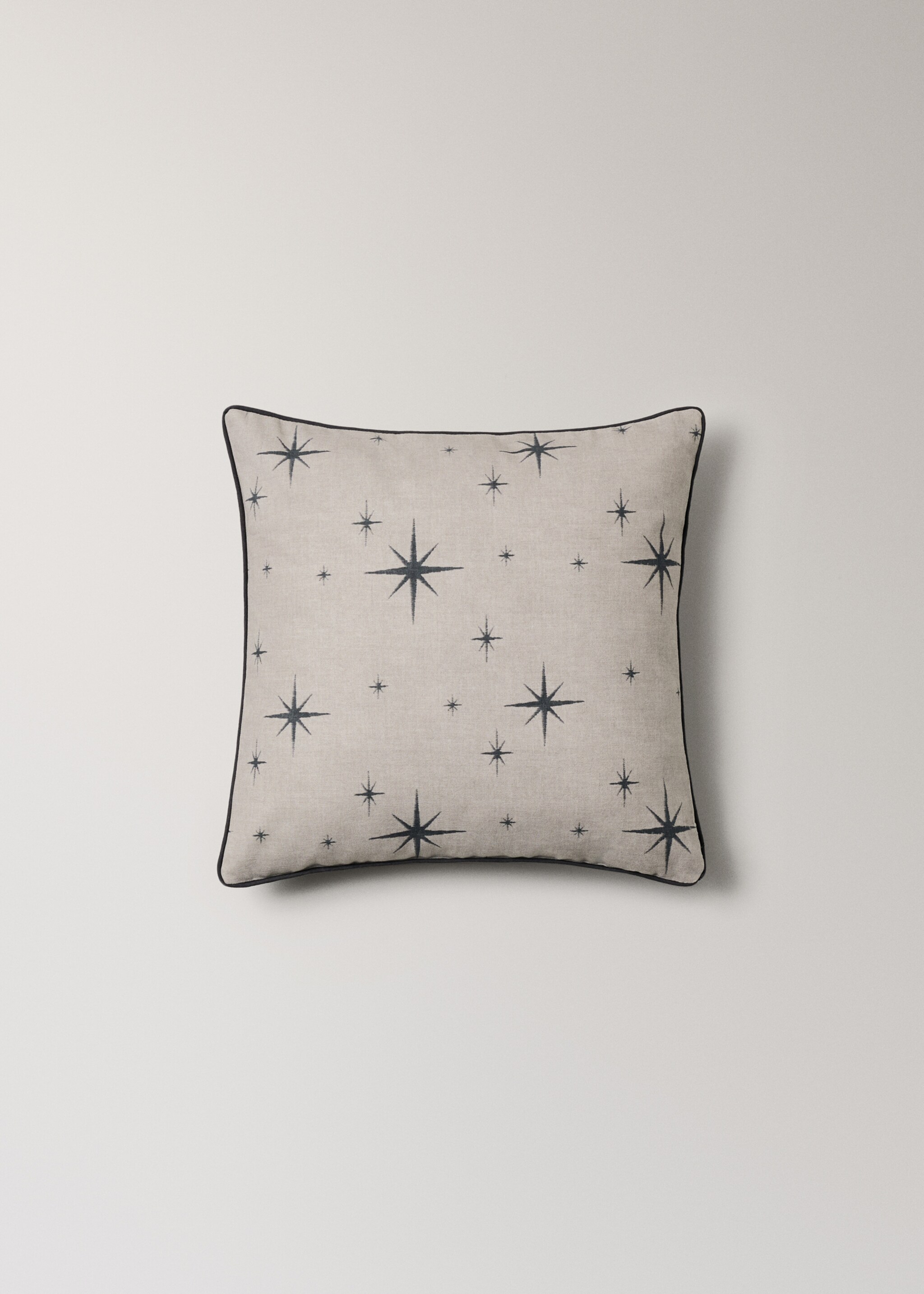 Cotton cushion cover with star print and piped edges 50x50 cm - Article without model, Grey. Ref: 17049122-00.