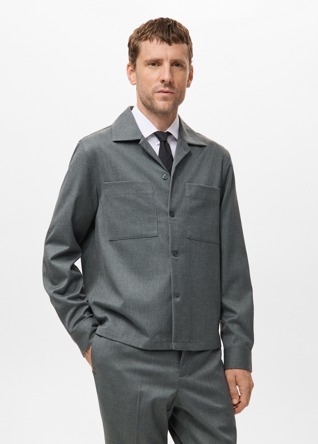 Fluid overshirt with pockets