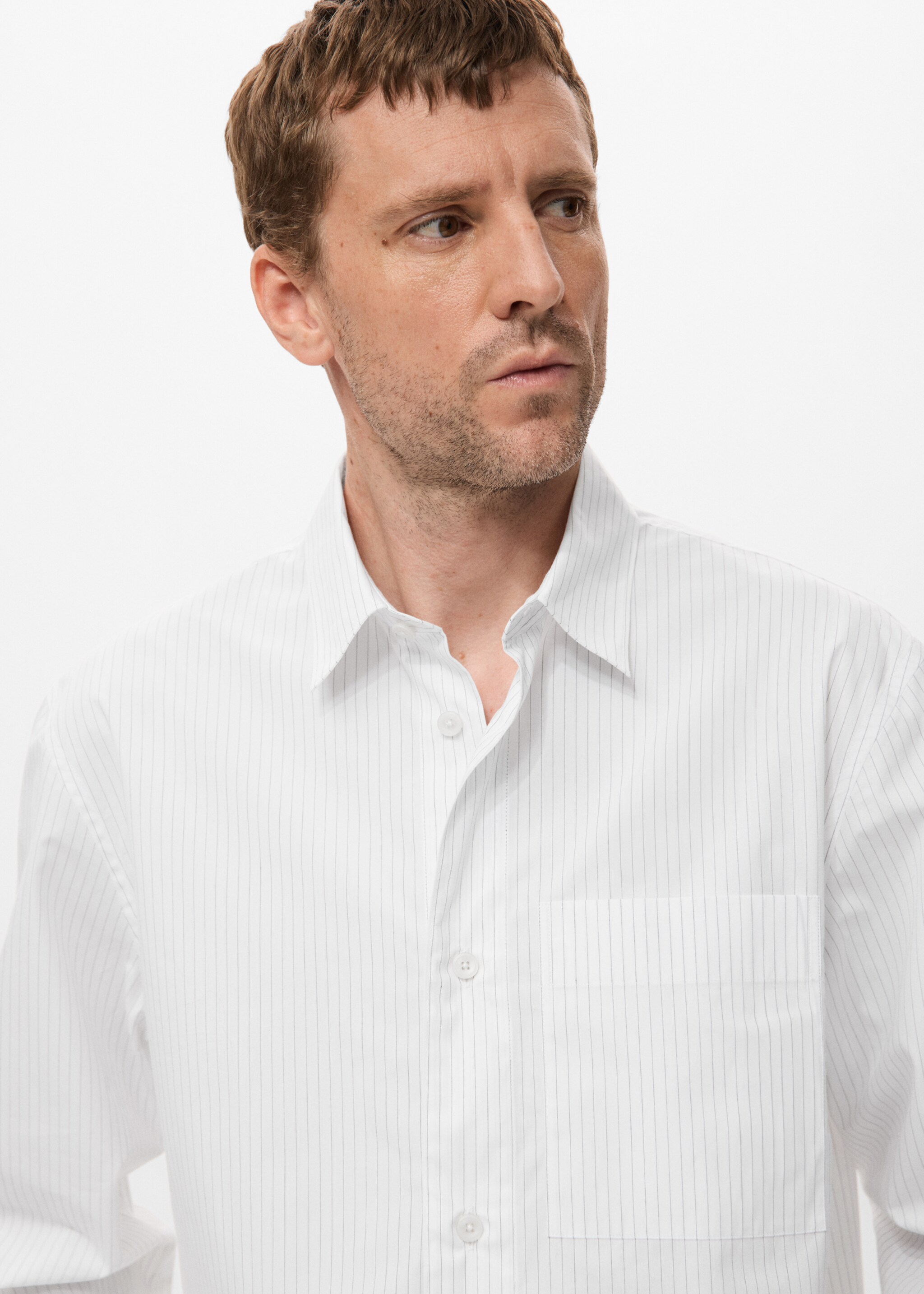Chemise 100 % coton à rayures coupe relaxed fit - Détail de l'article 1, Blanc. Ref: 17049209-00.