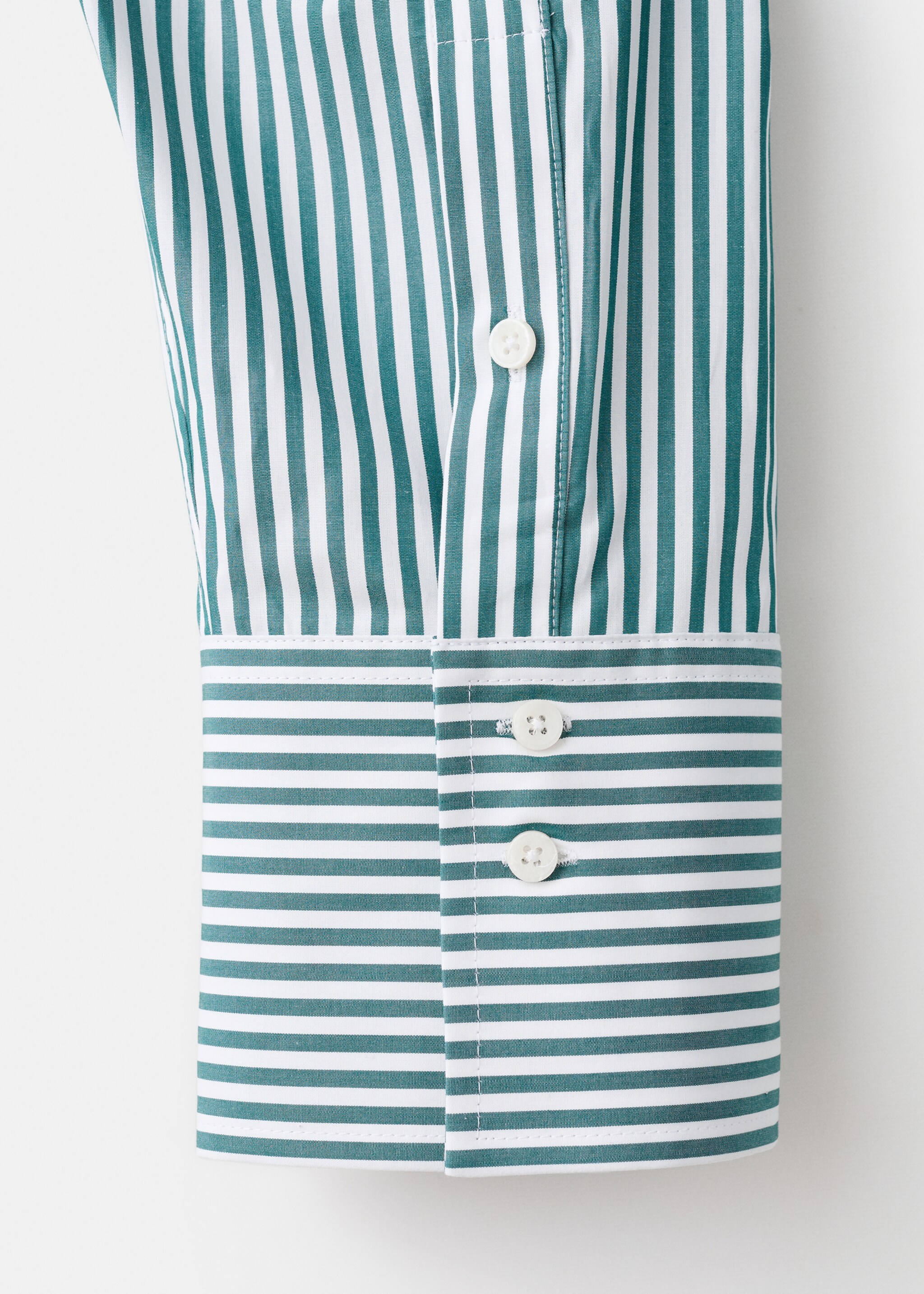 Oversize striped shirt - Details of the article 0, Green. Ref: 17049213-00.