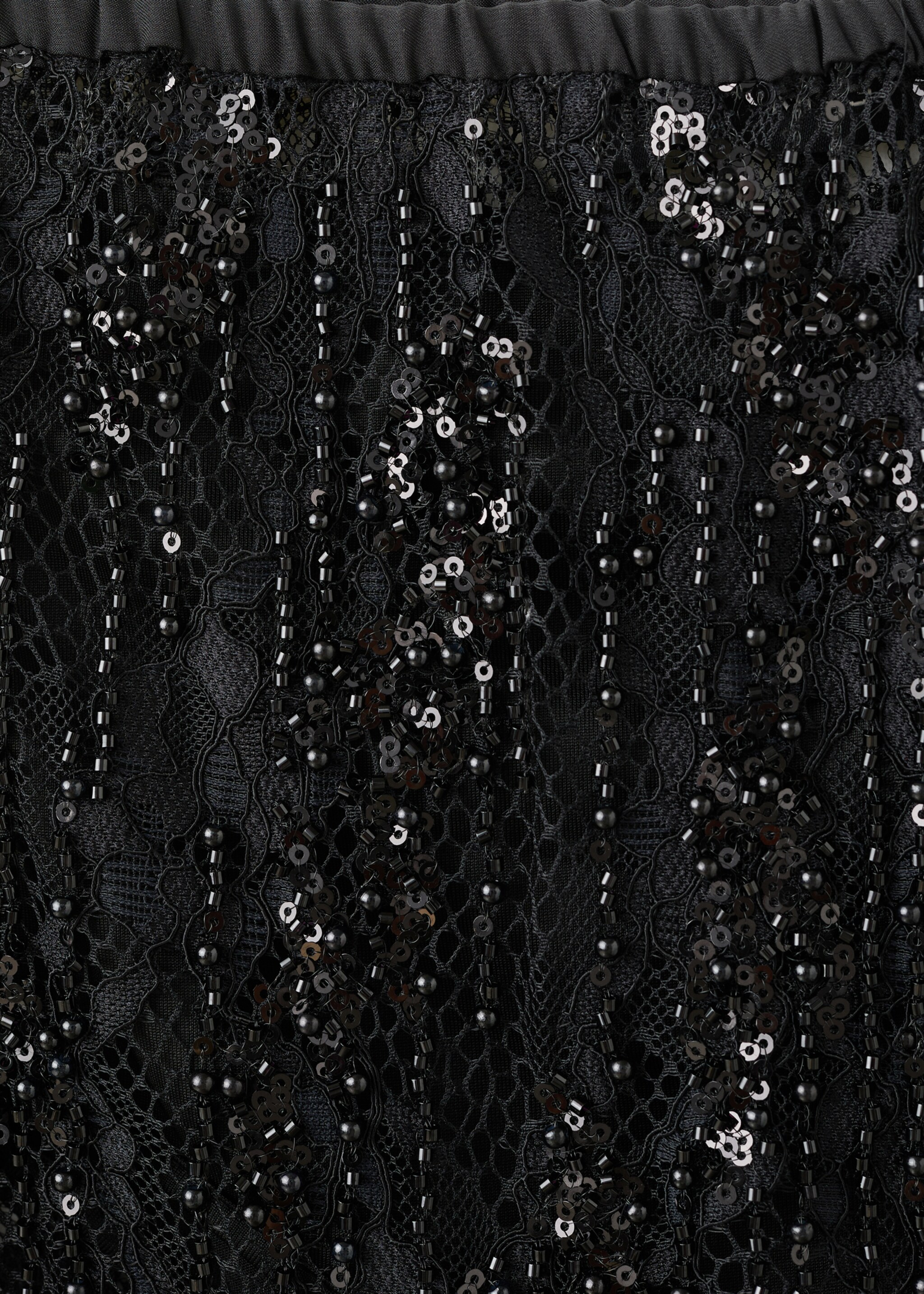 Beaded lace skirt - Details of the article 8, Black. Ref: 17049406-00.