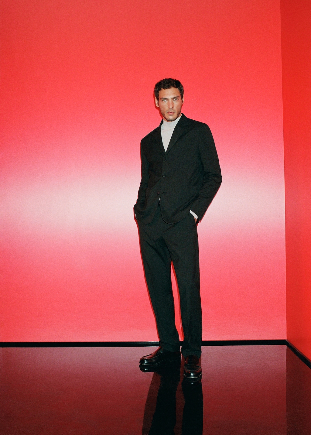 Pleated straight-leg suit pants