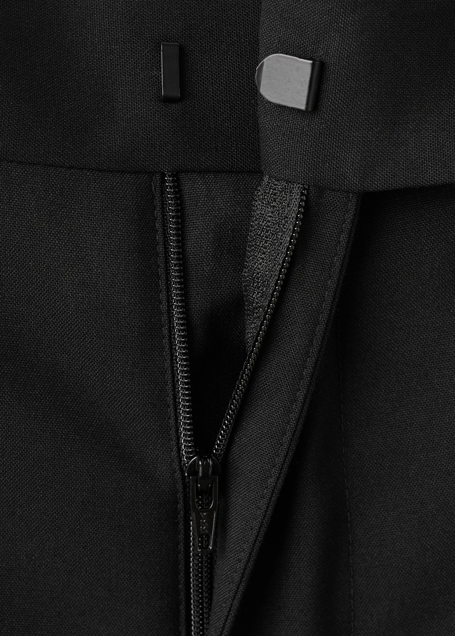 Pleated straight-leg suit trousers - Details of the article 8