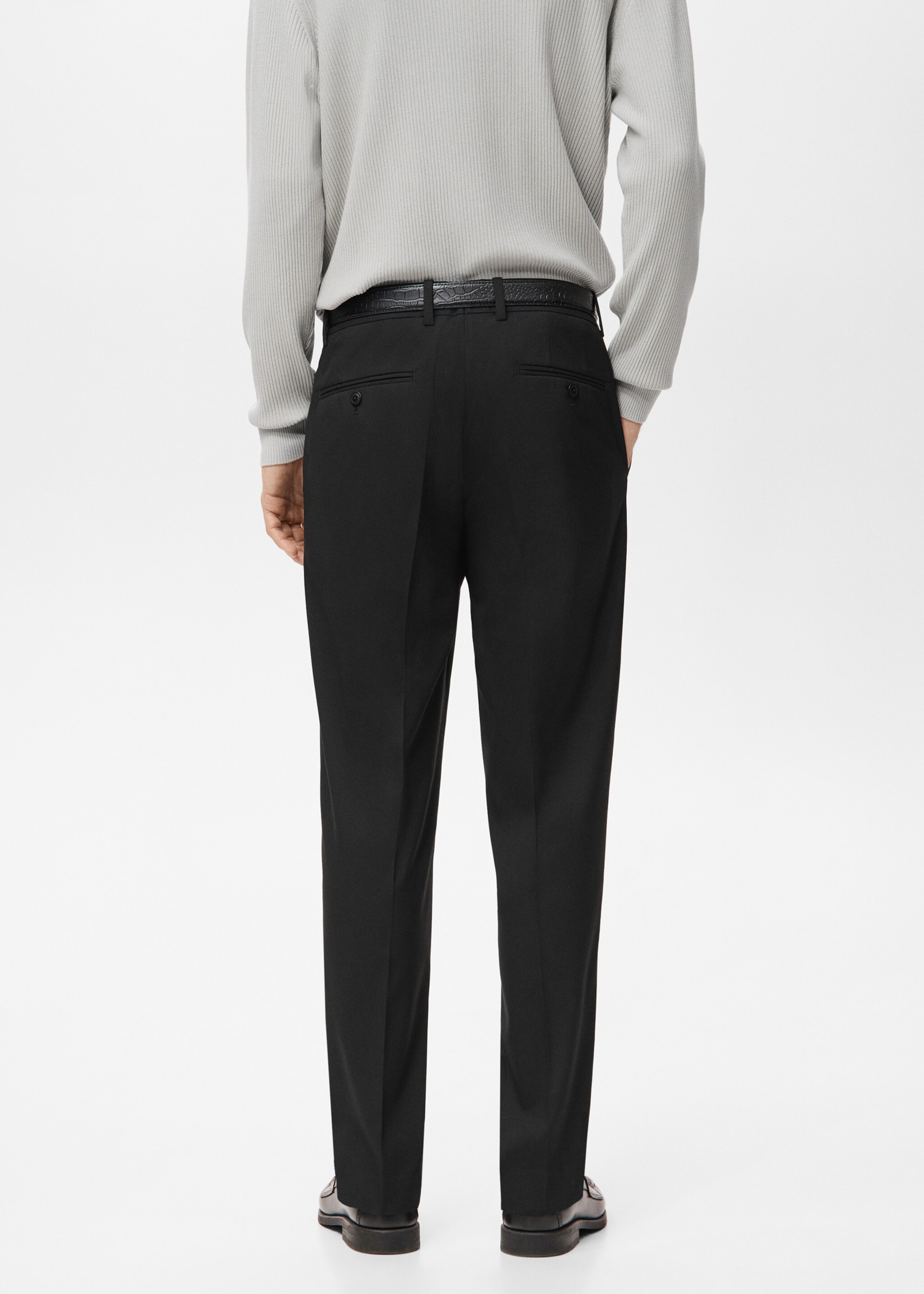 Pleated straight-leg suit trousers - Reverse of the article, Black. Ref: 17049605-00.