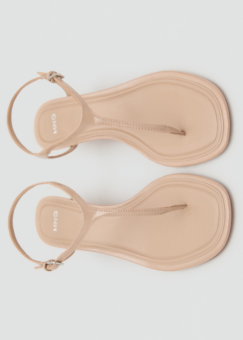 Kitten heel sandals with straps