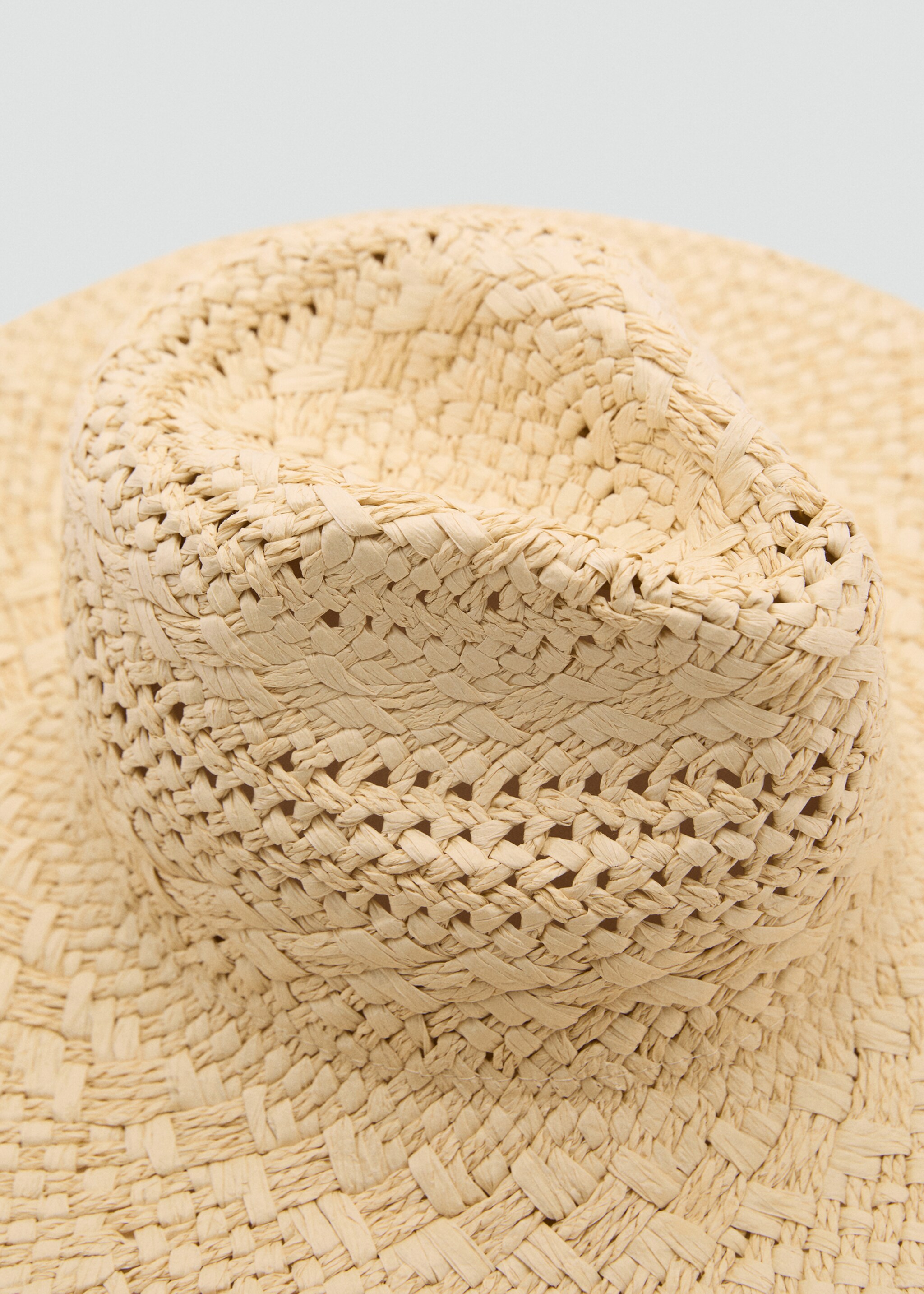 Sombrero fibra natural detalles calados - Detalle del artículo 1