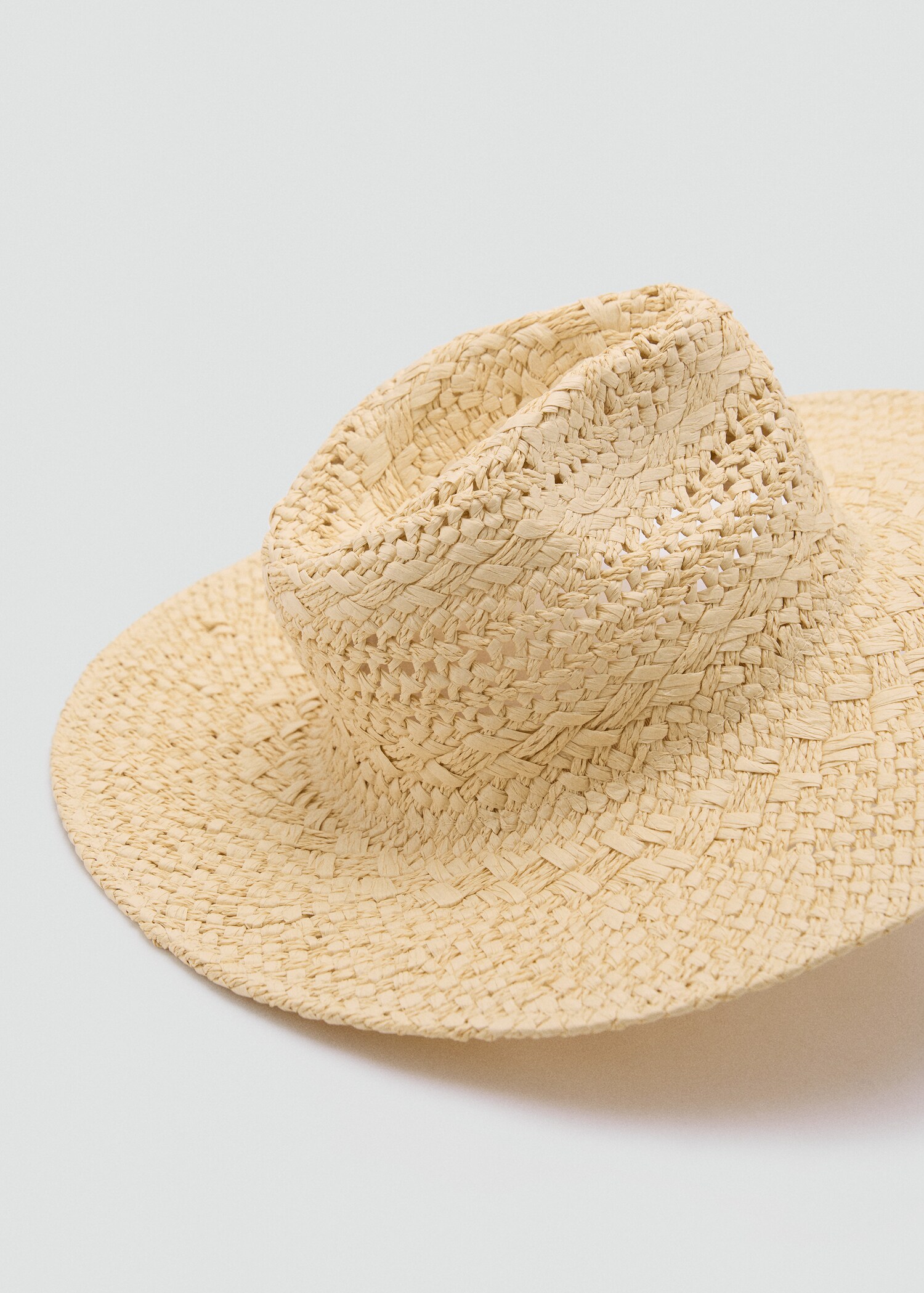 Sombrero fibra natural detalles calados - Detalle del artículo 2