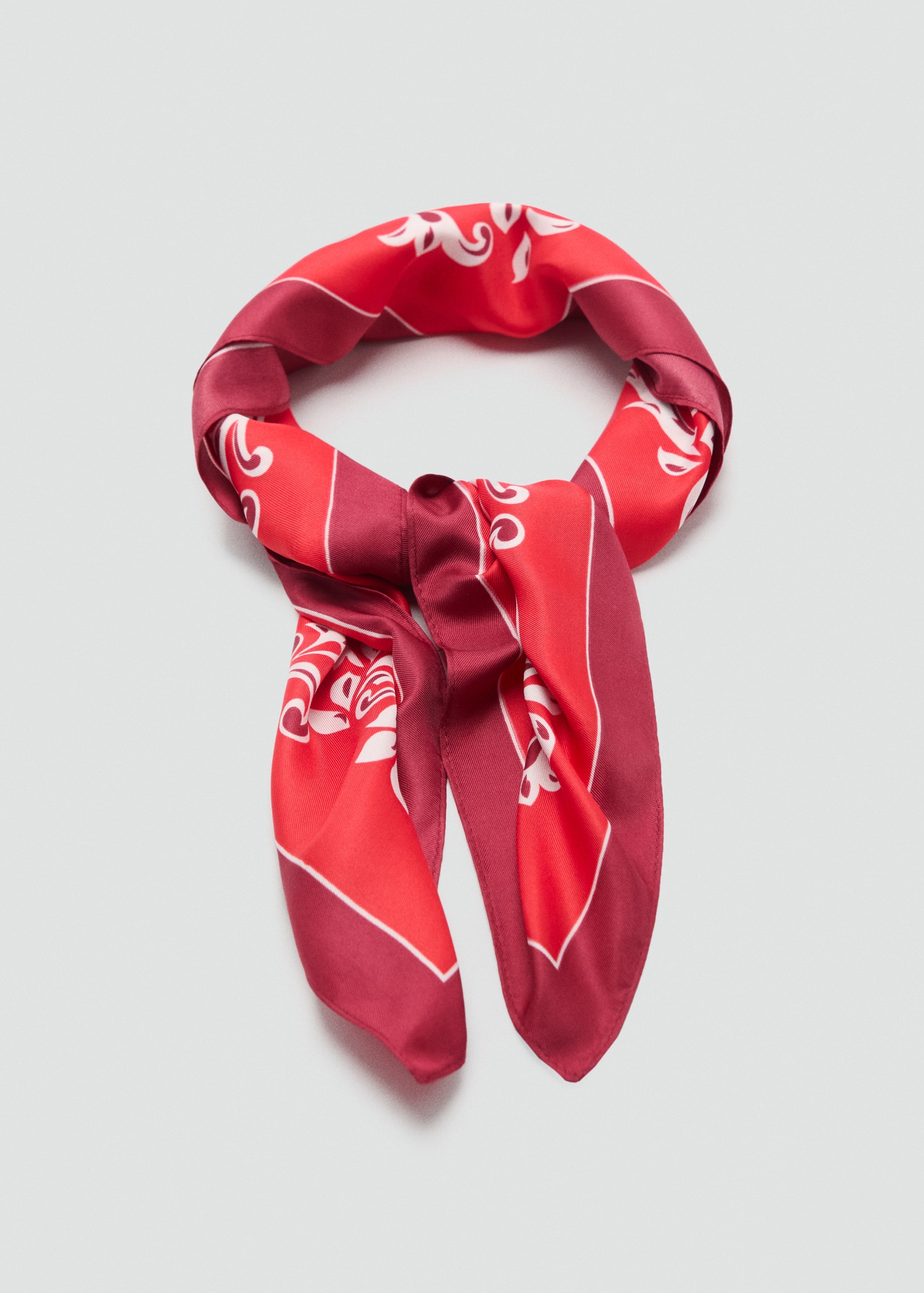 Flowers printed scarf - Details of the article 1
