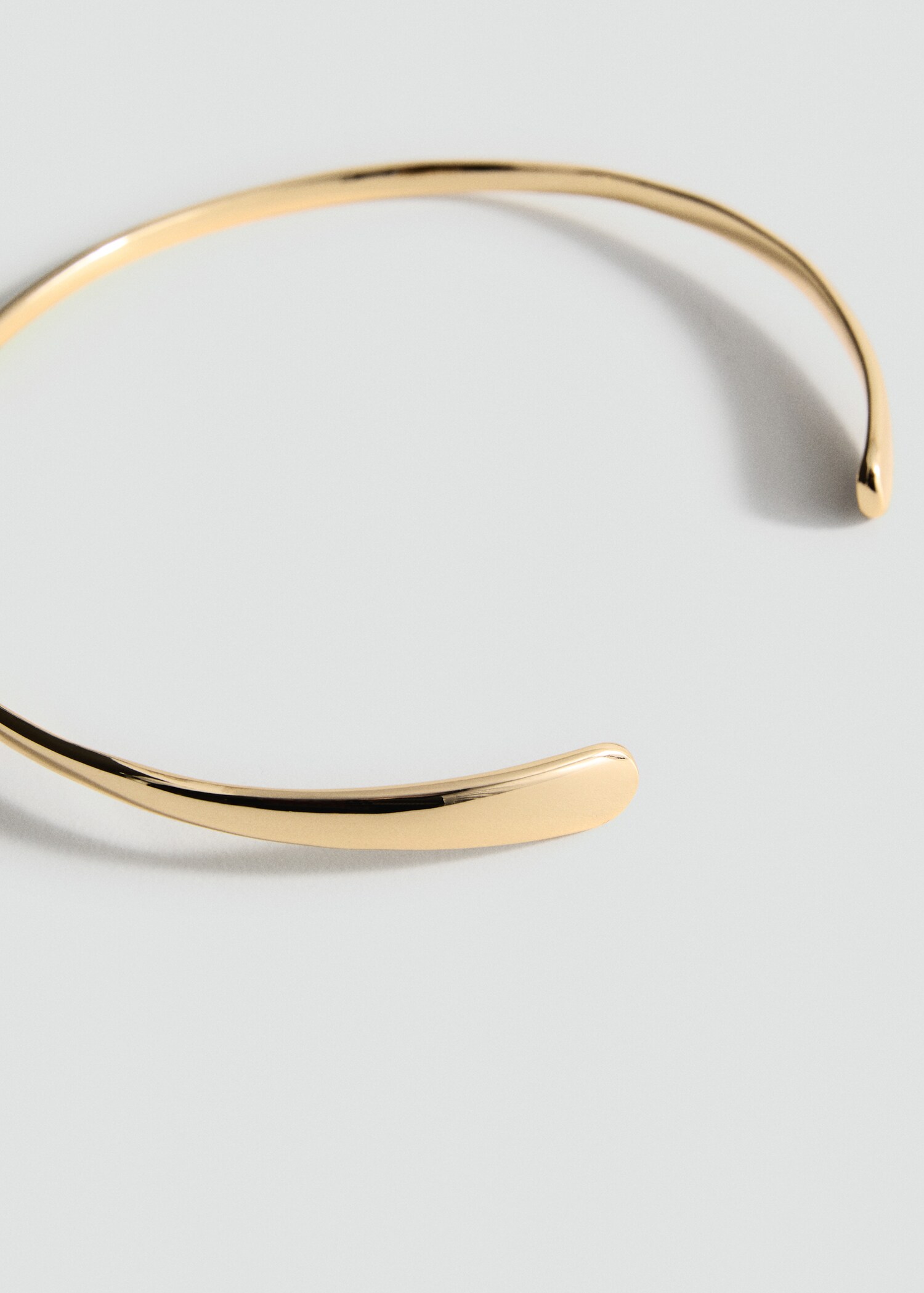 Pevný náhrdelník choker - Náhled ve středové rovině