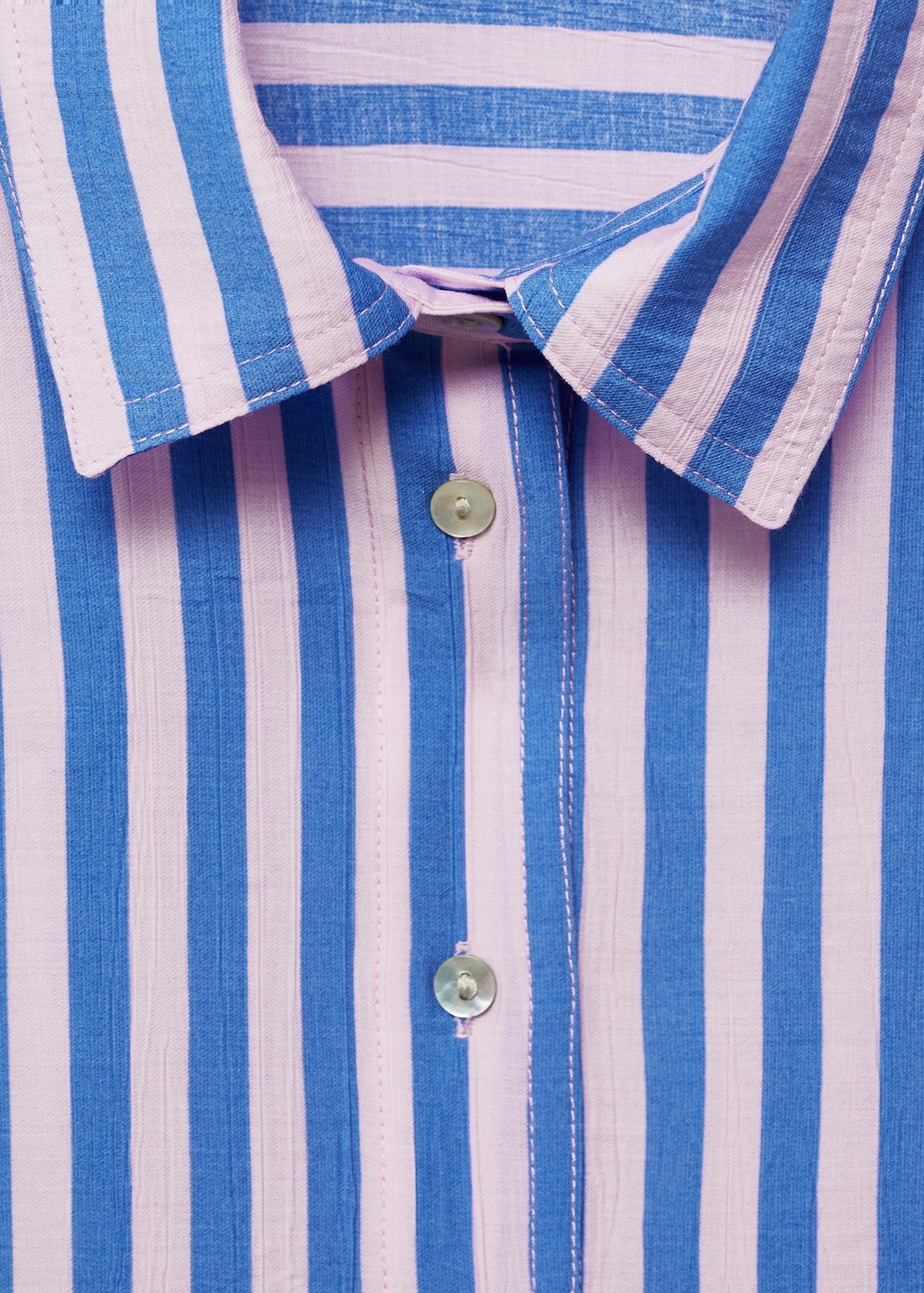 Short sleeve striped shirt