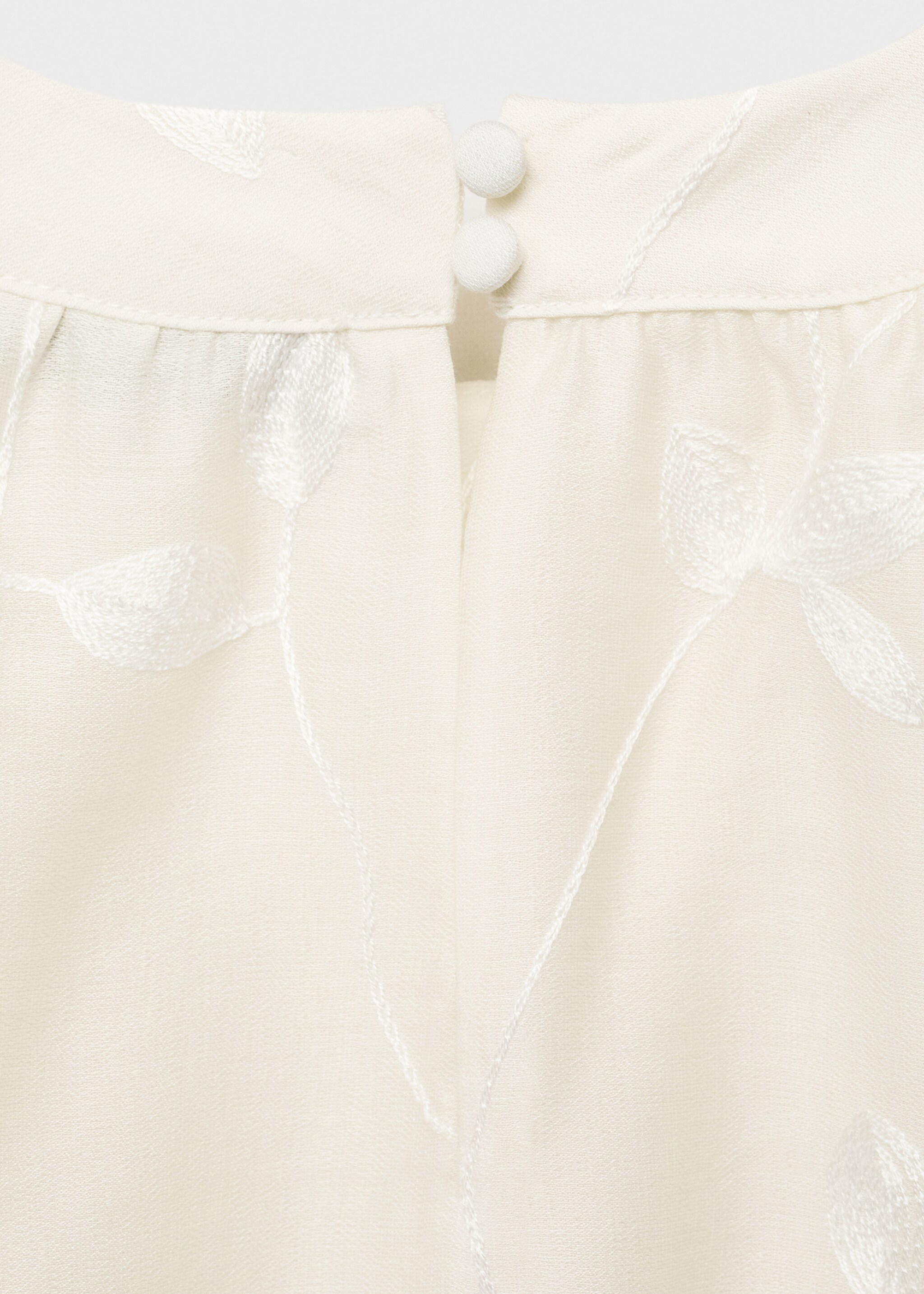 Halter-neck top with knot detail - Details of the article 0
