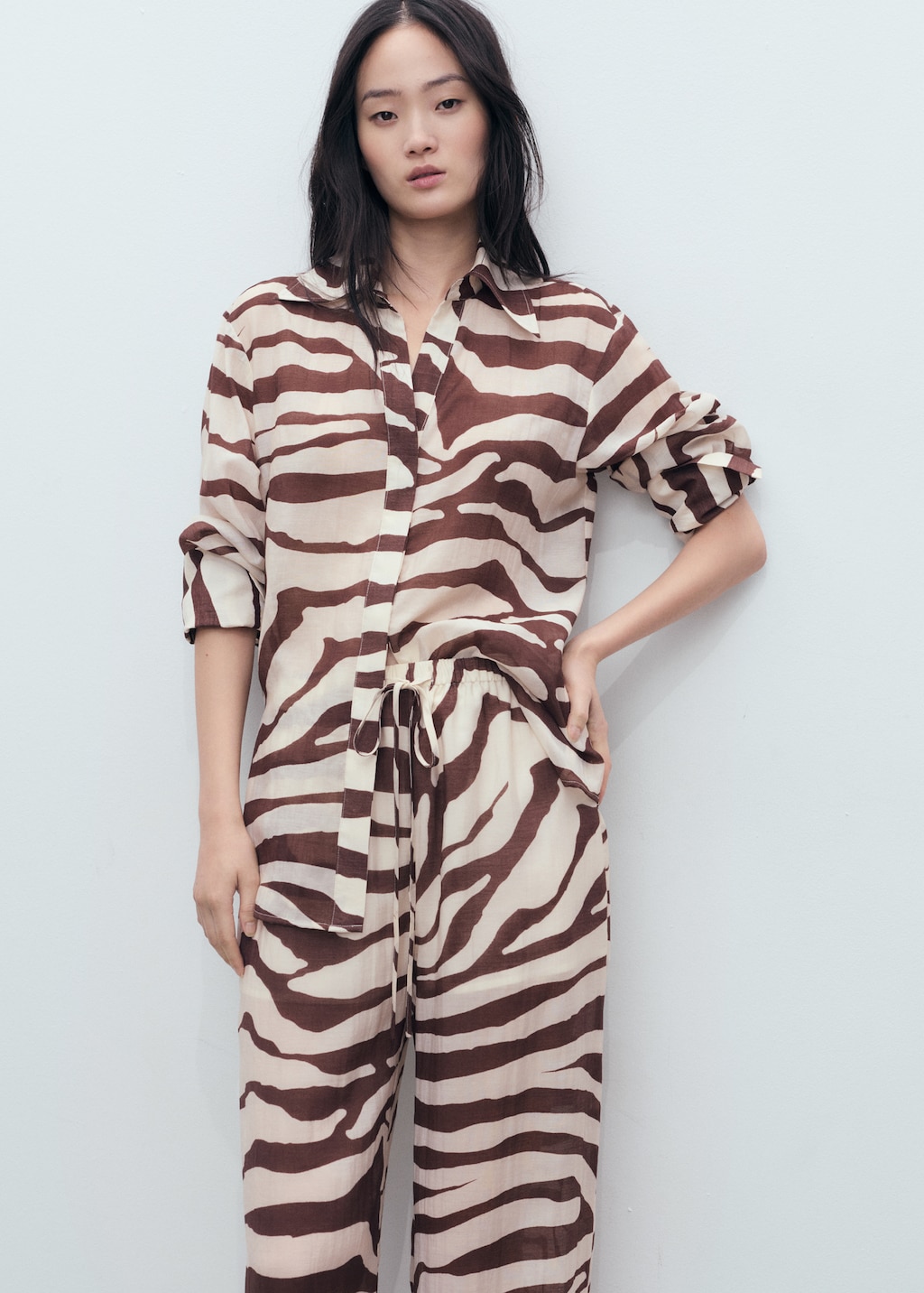 Mango Zebra-print fluid pants thumbnail