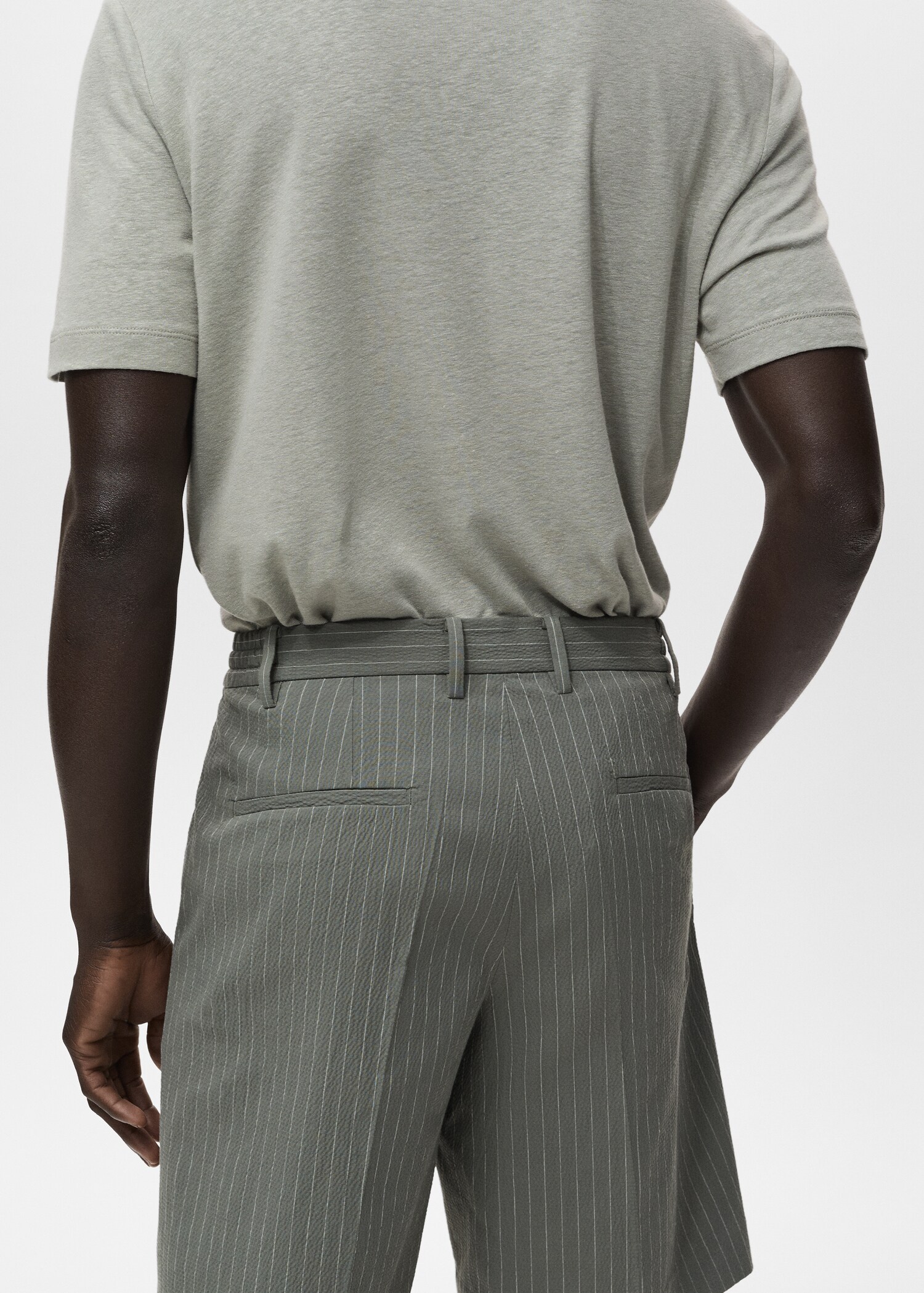 Slim-fit chino cotton bermuda shorts - Details of the article 6