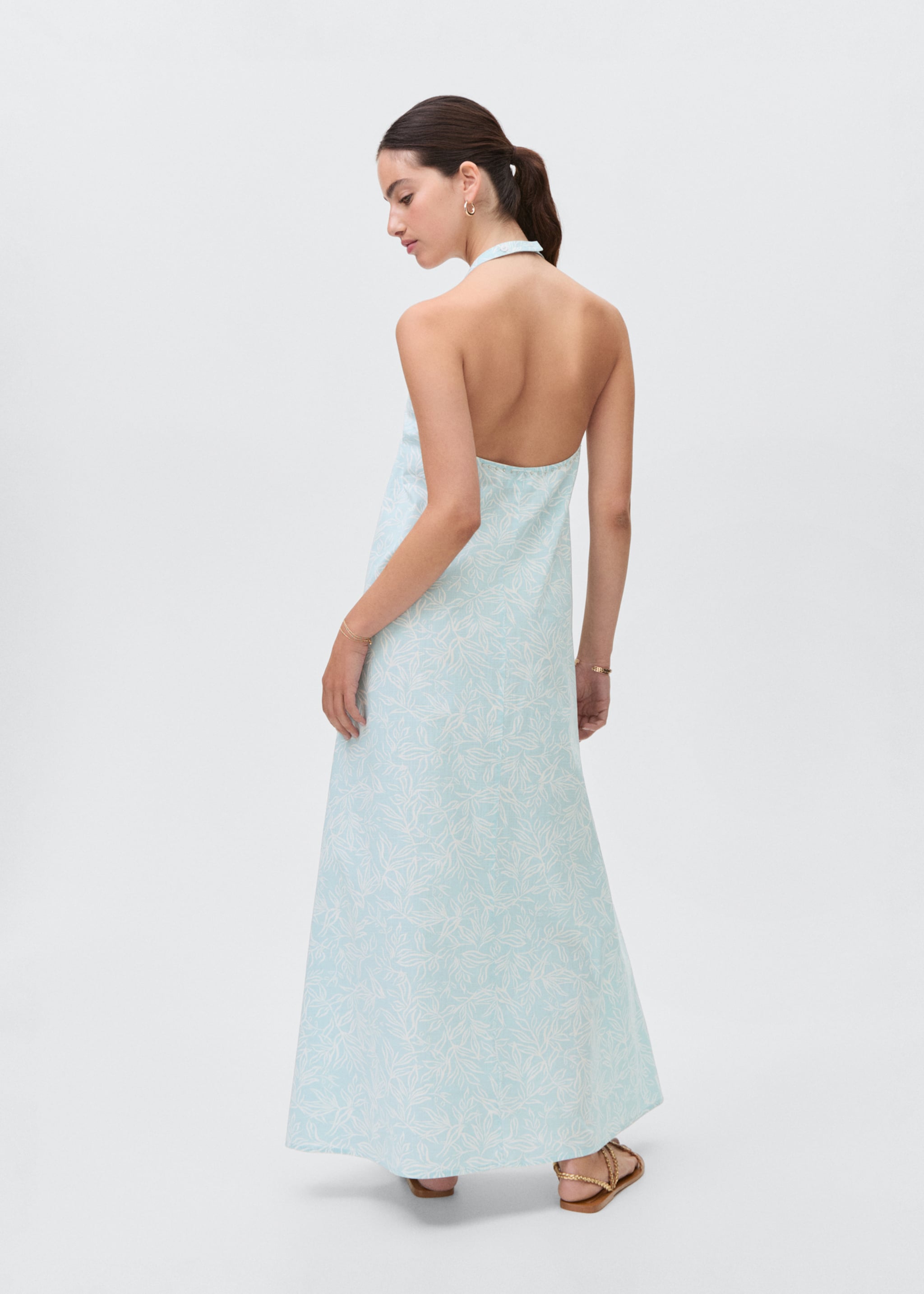 Long beaded dress - Reverse of the article