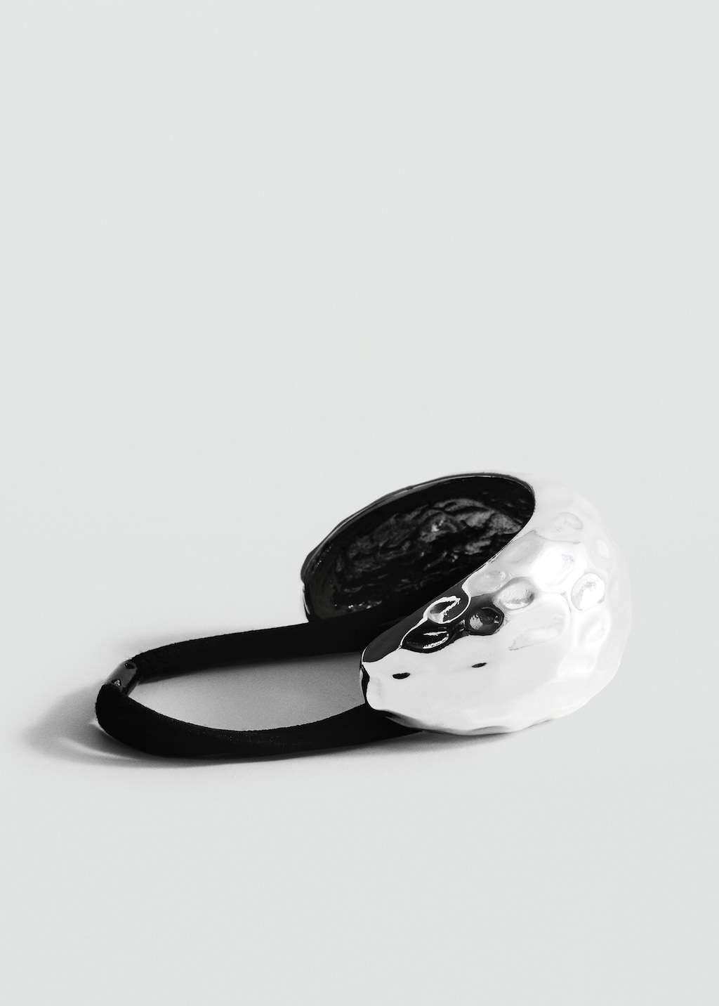 Hair bands with metal textured piece