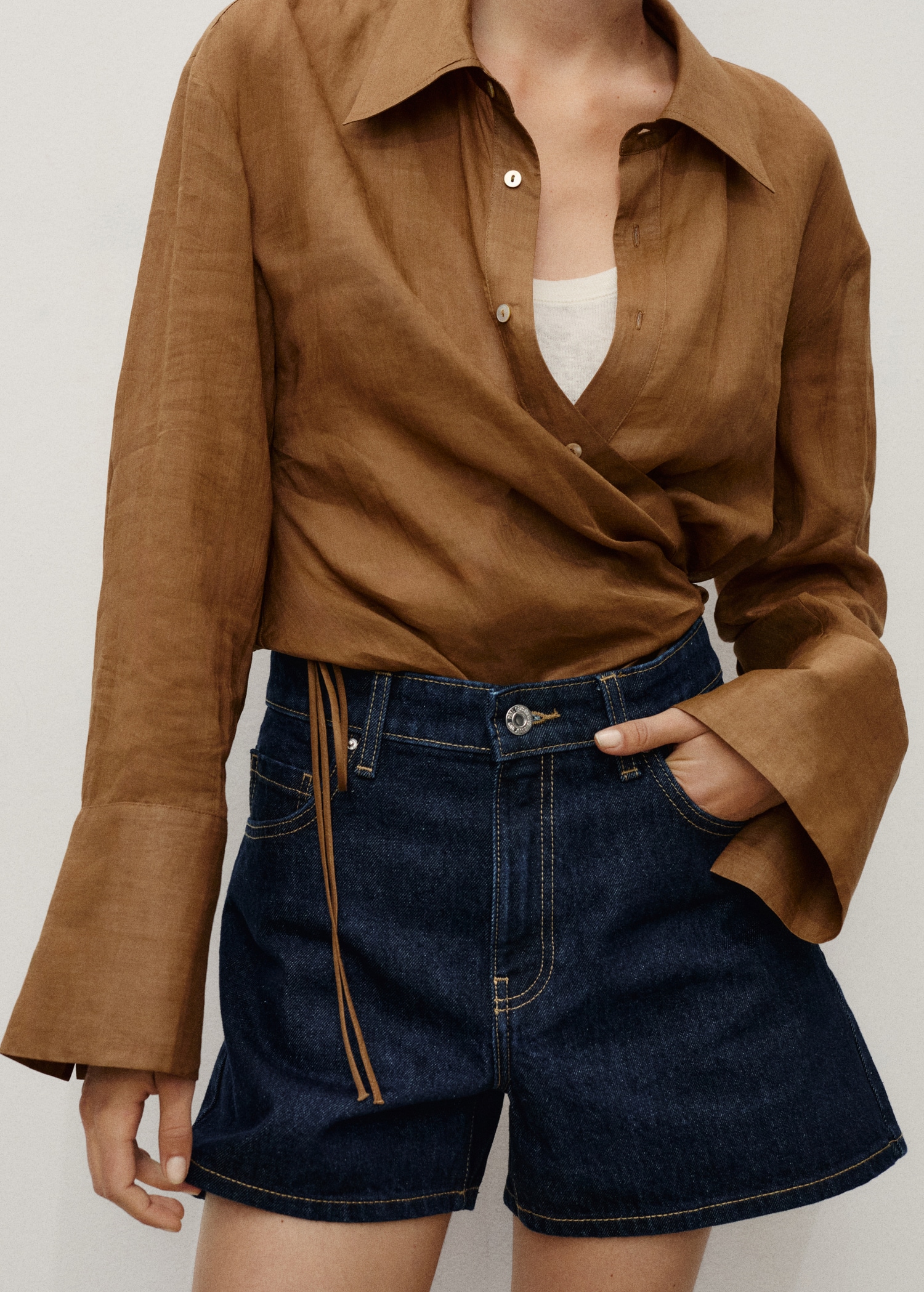 Short en jean droit taille haute - Femme | MANGO France métropolitaine