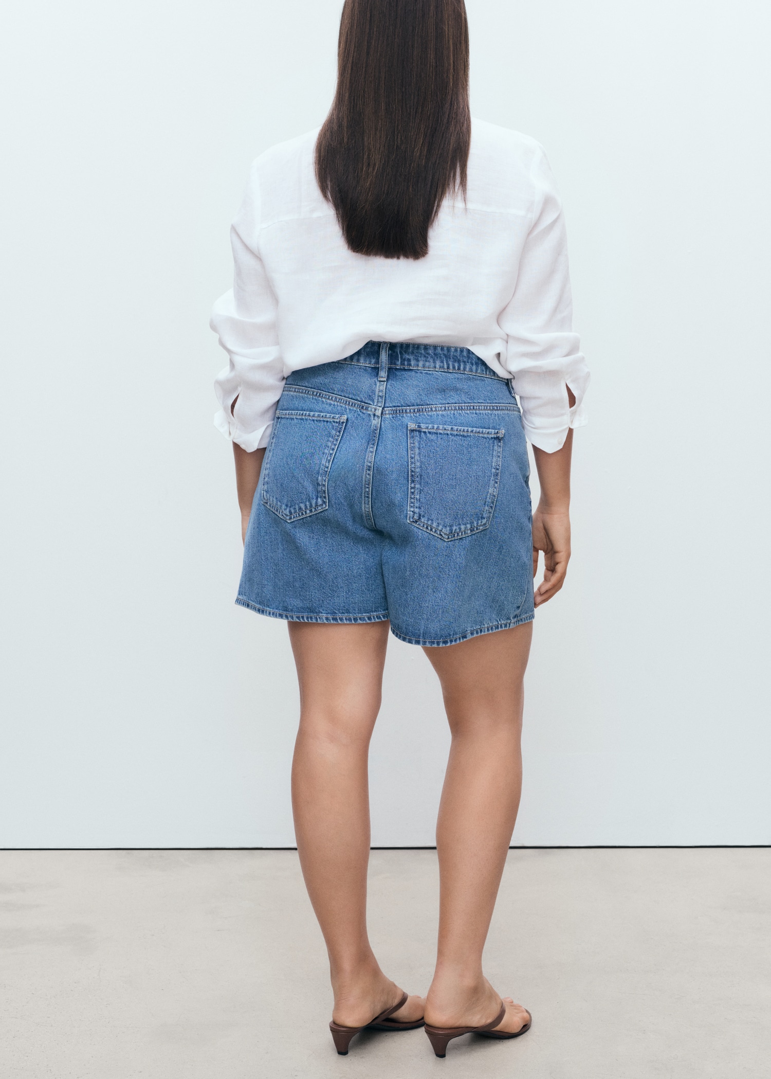 High-waisted straight-fit denim shorts Women MANGO Madagascar