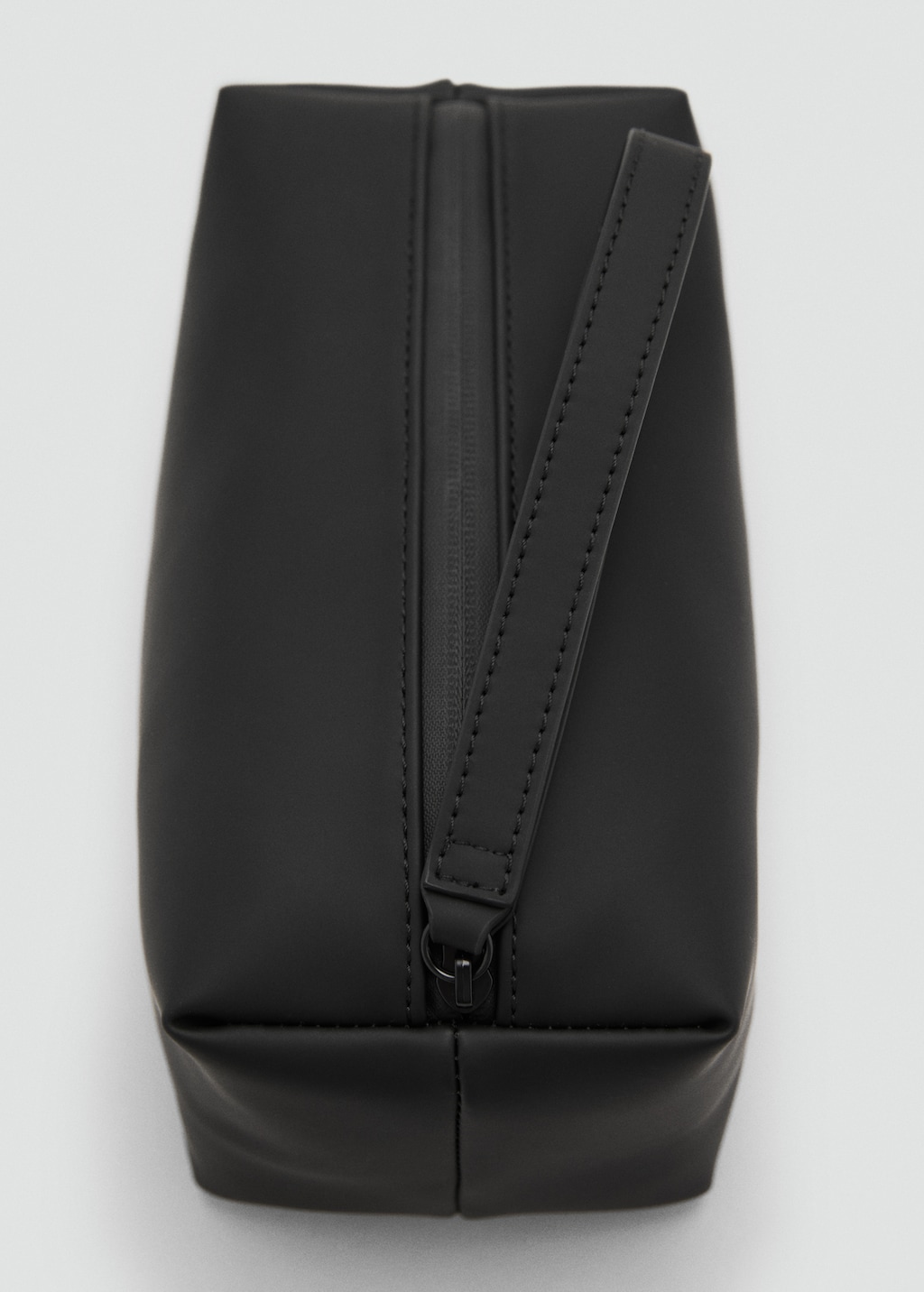 Contrast-strap pebbled cosmetic bag