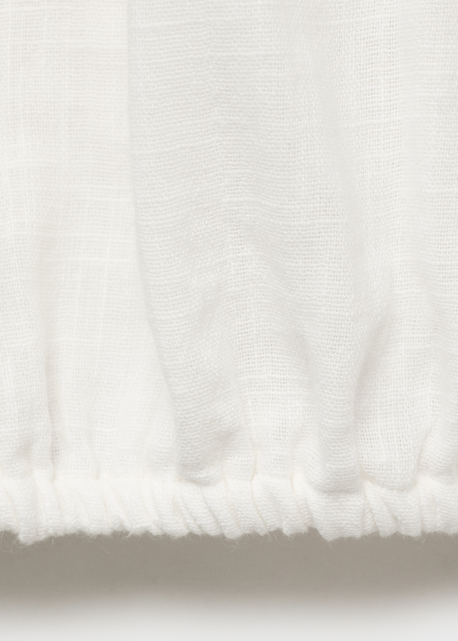 Puff sleeves blouse - Details of the article 0