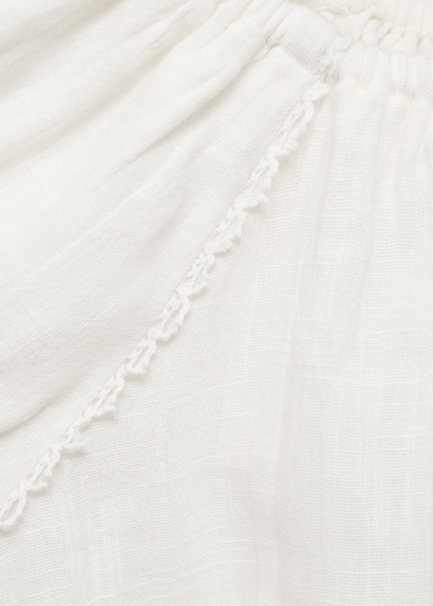 Puff sleeves blouse - Details of the article 8
