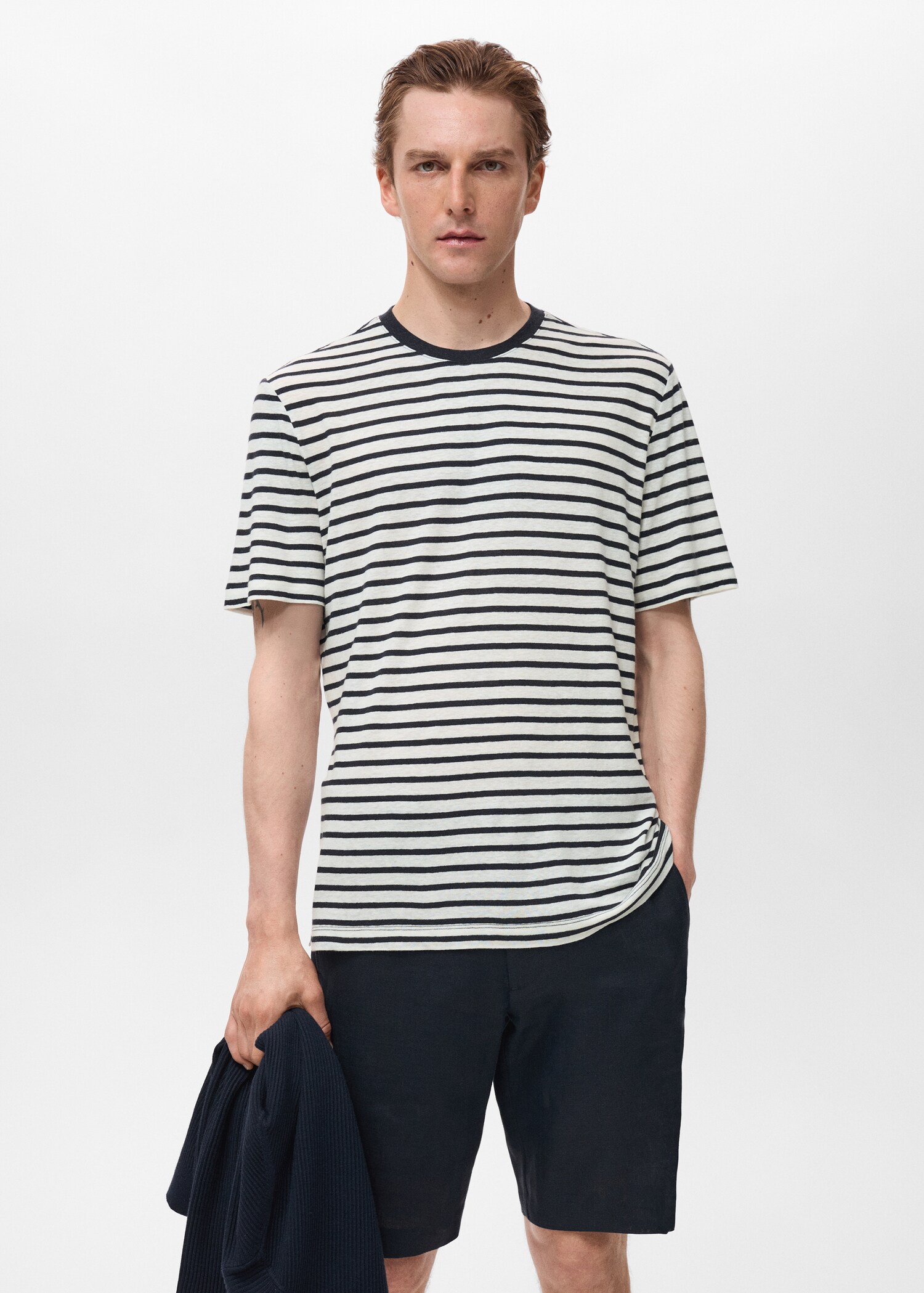 T-shirt lin slim-fit rayures - Plan moyen