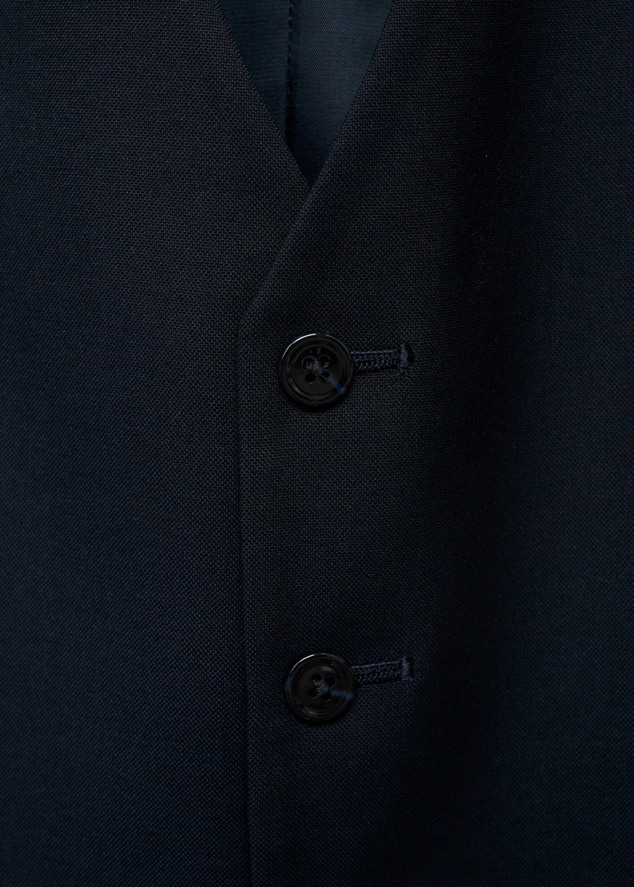 Slim-fit suit waistcoat - Details of the article 8