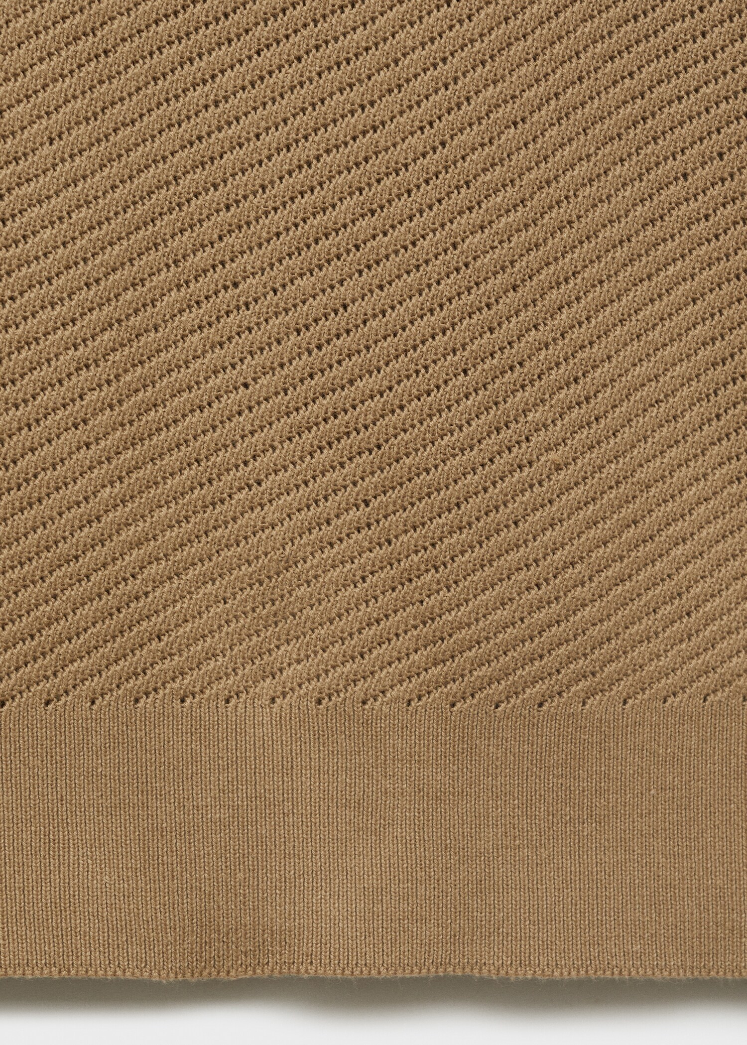 Openwork knitted polo shirt with zip - Details of the article 0