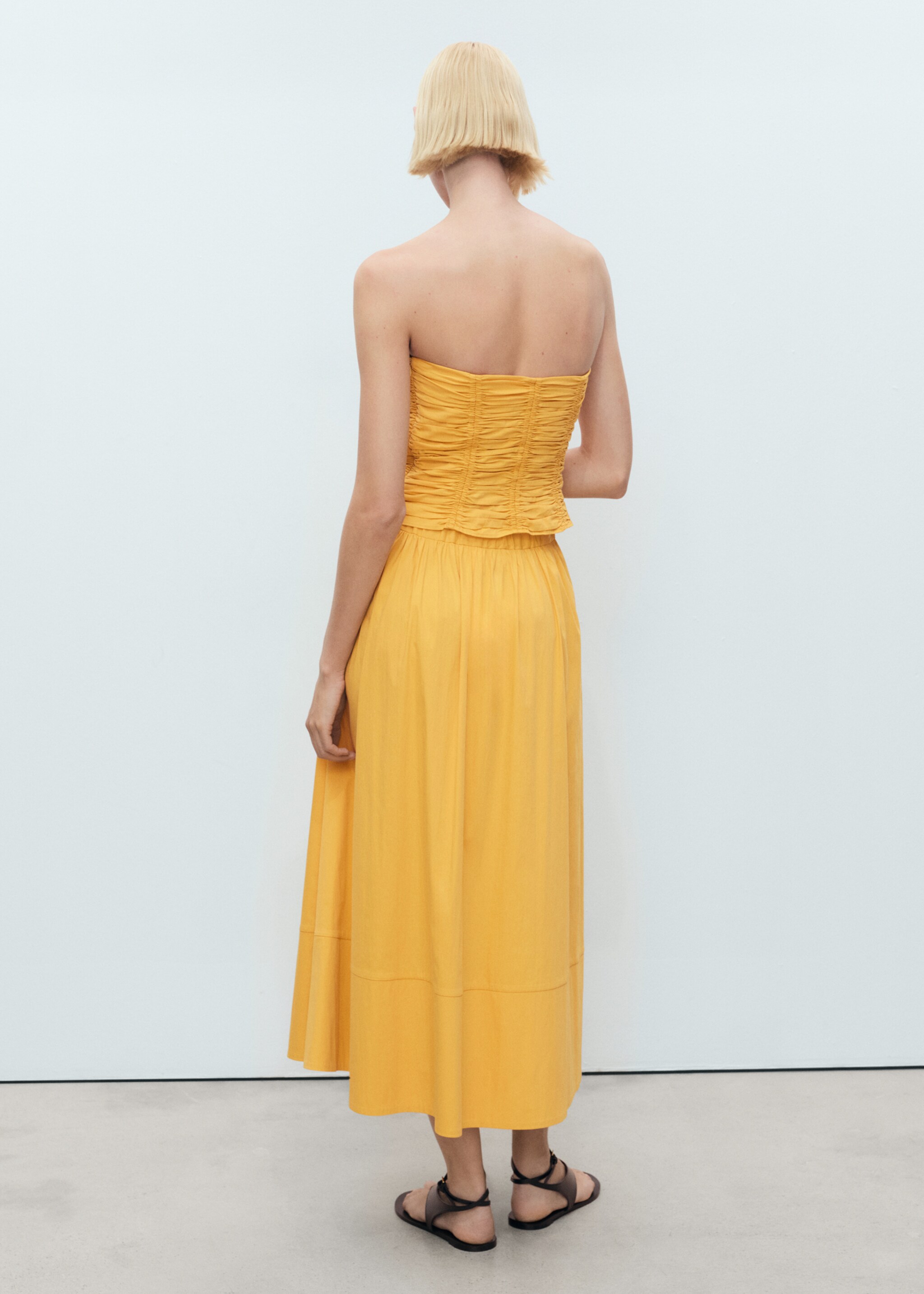 Long gathered skirt - Reverse of the article