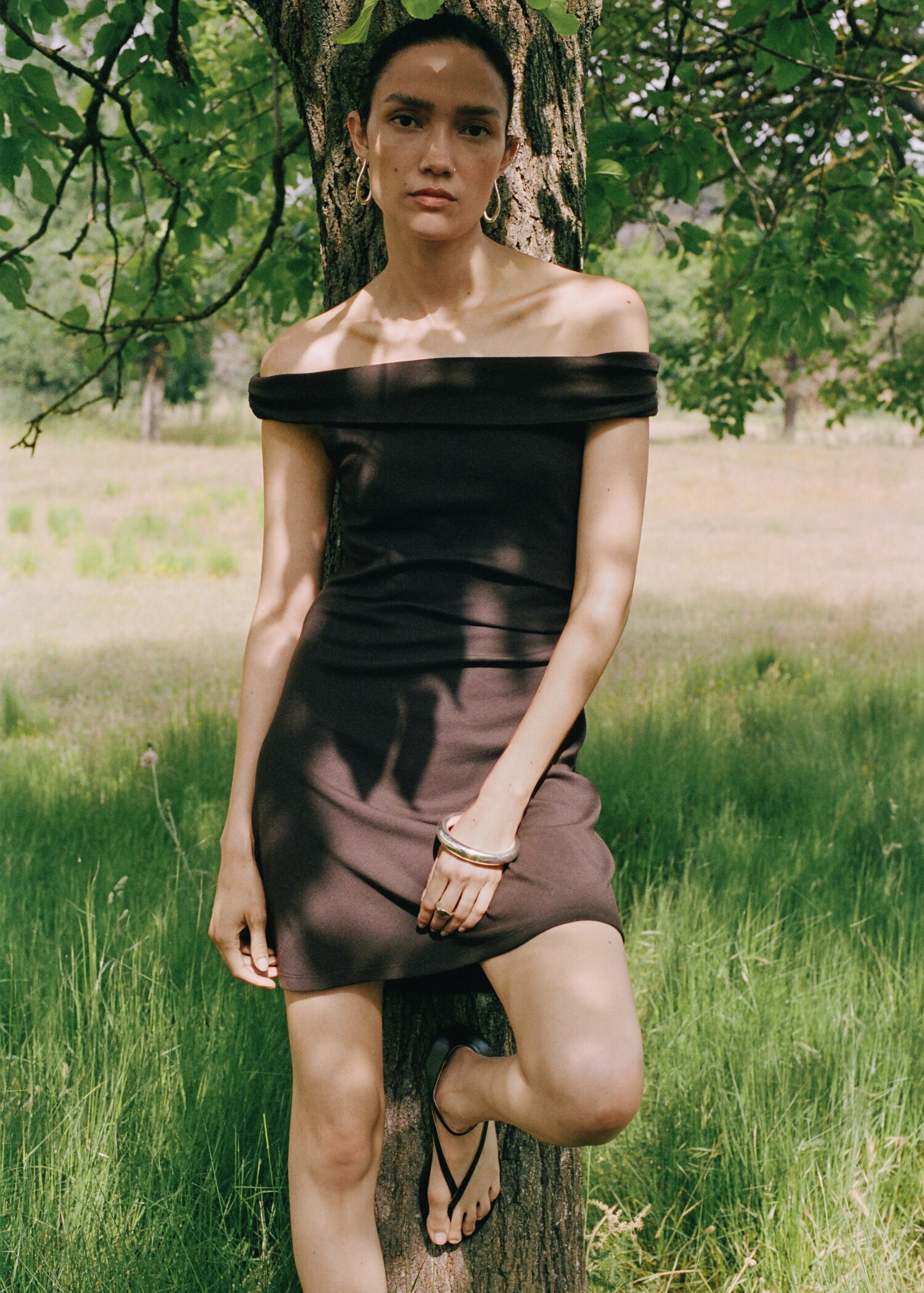 Short strapless dress - Details of the article 6