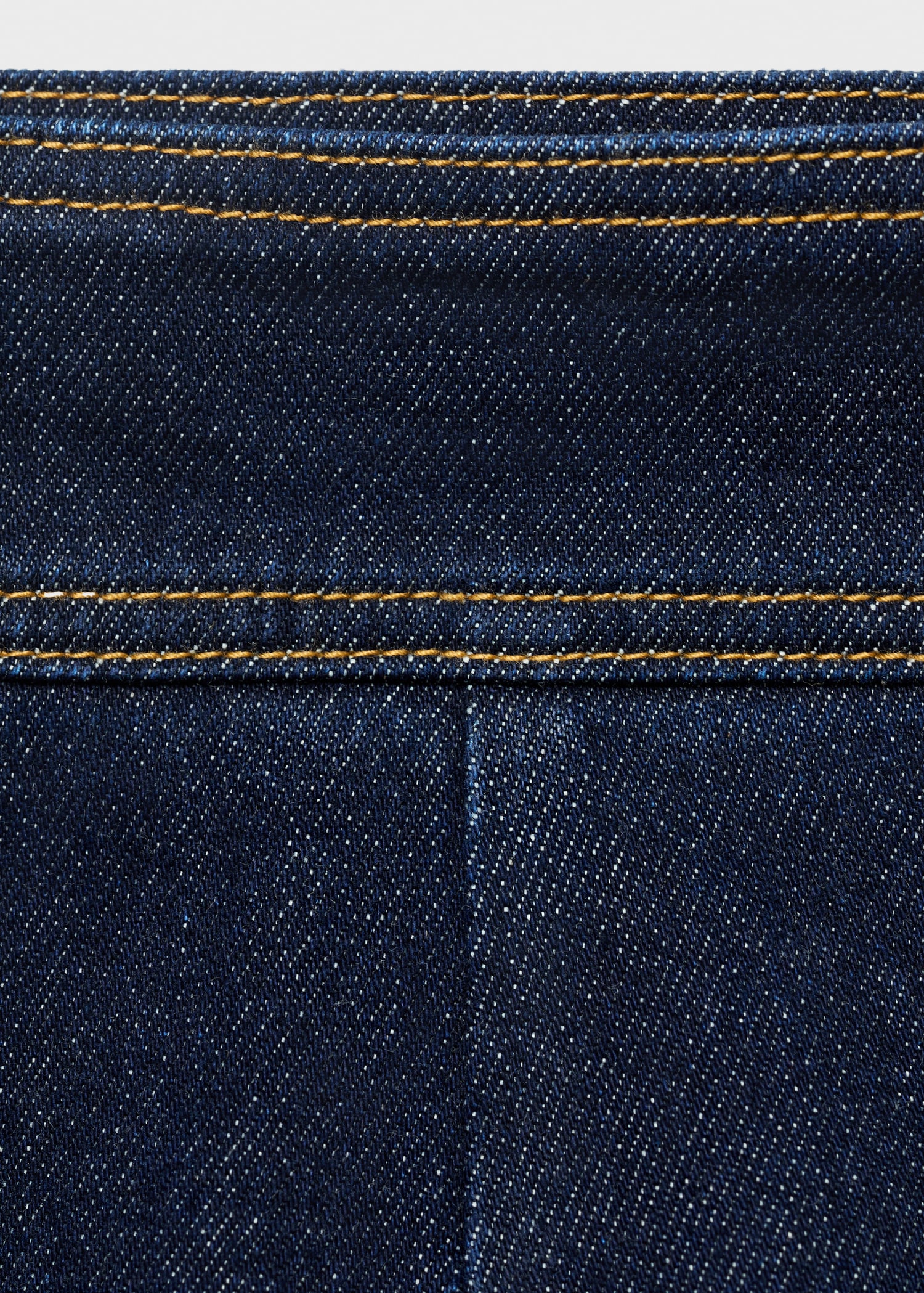 High-Waist Denim-Shorts mit Taschen - Detail des Artikels 0