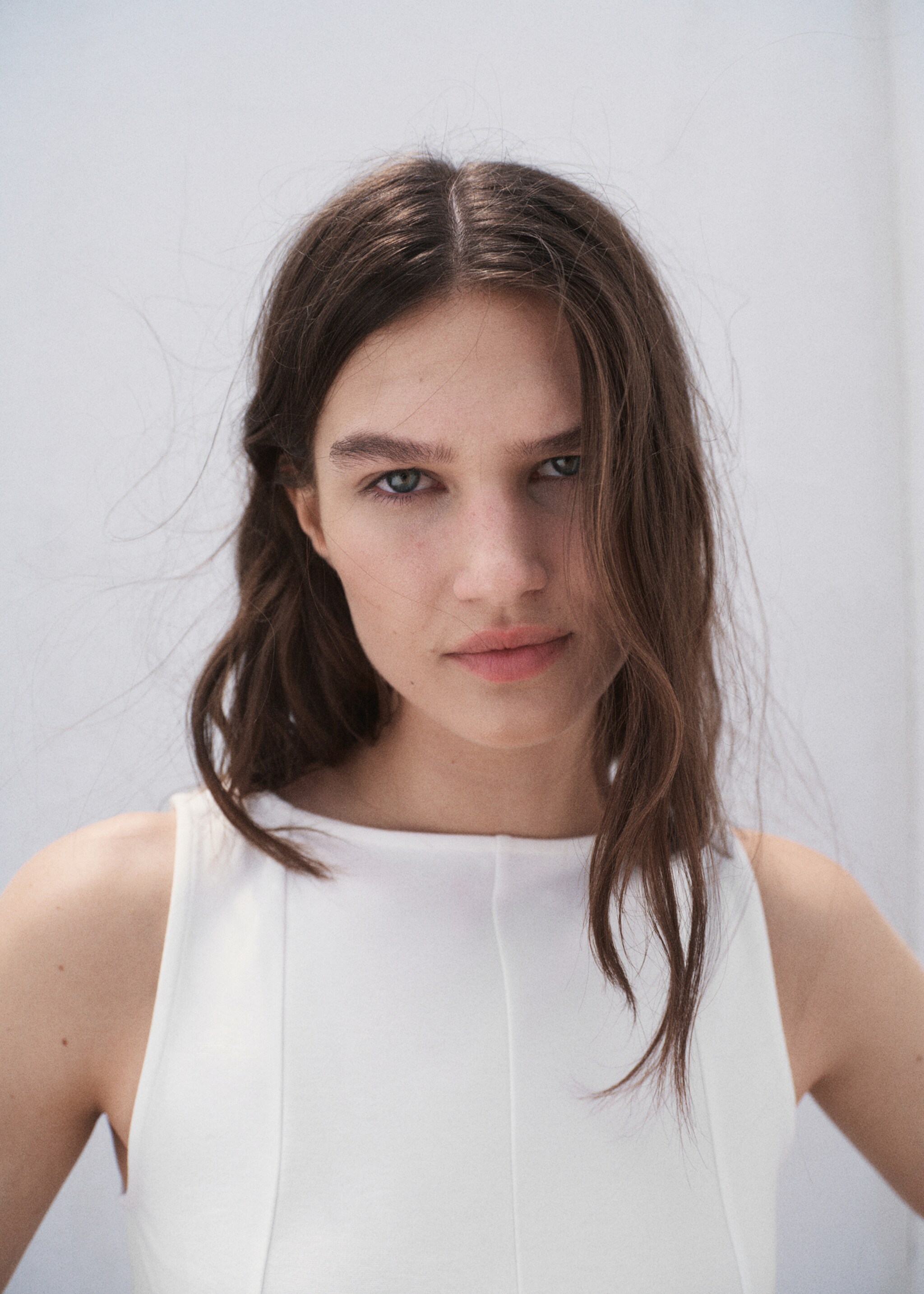 Peplum top with seam detail - Details of the article 1