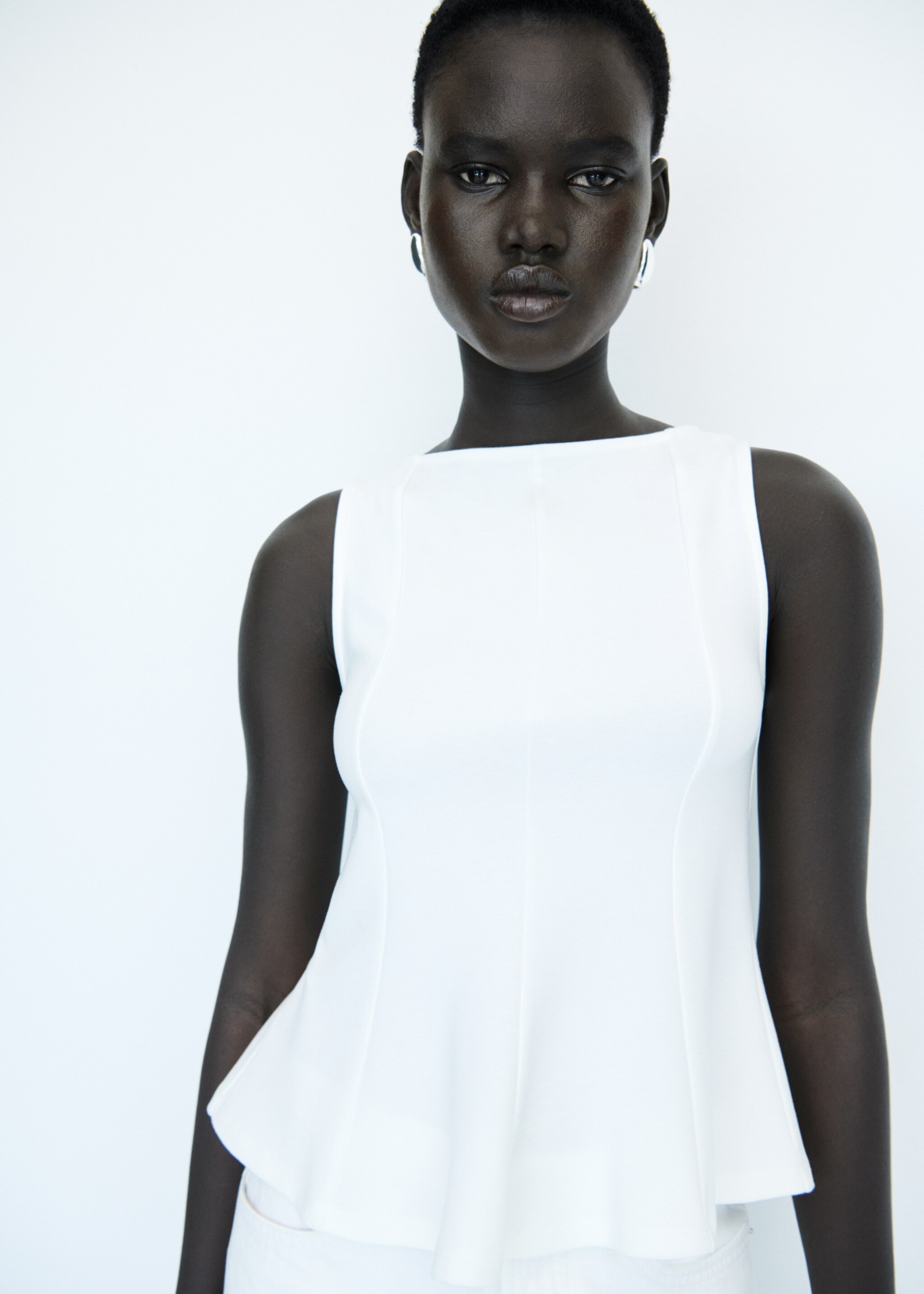 Peplum top with seam detail - Details of the article 6