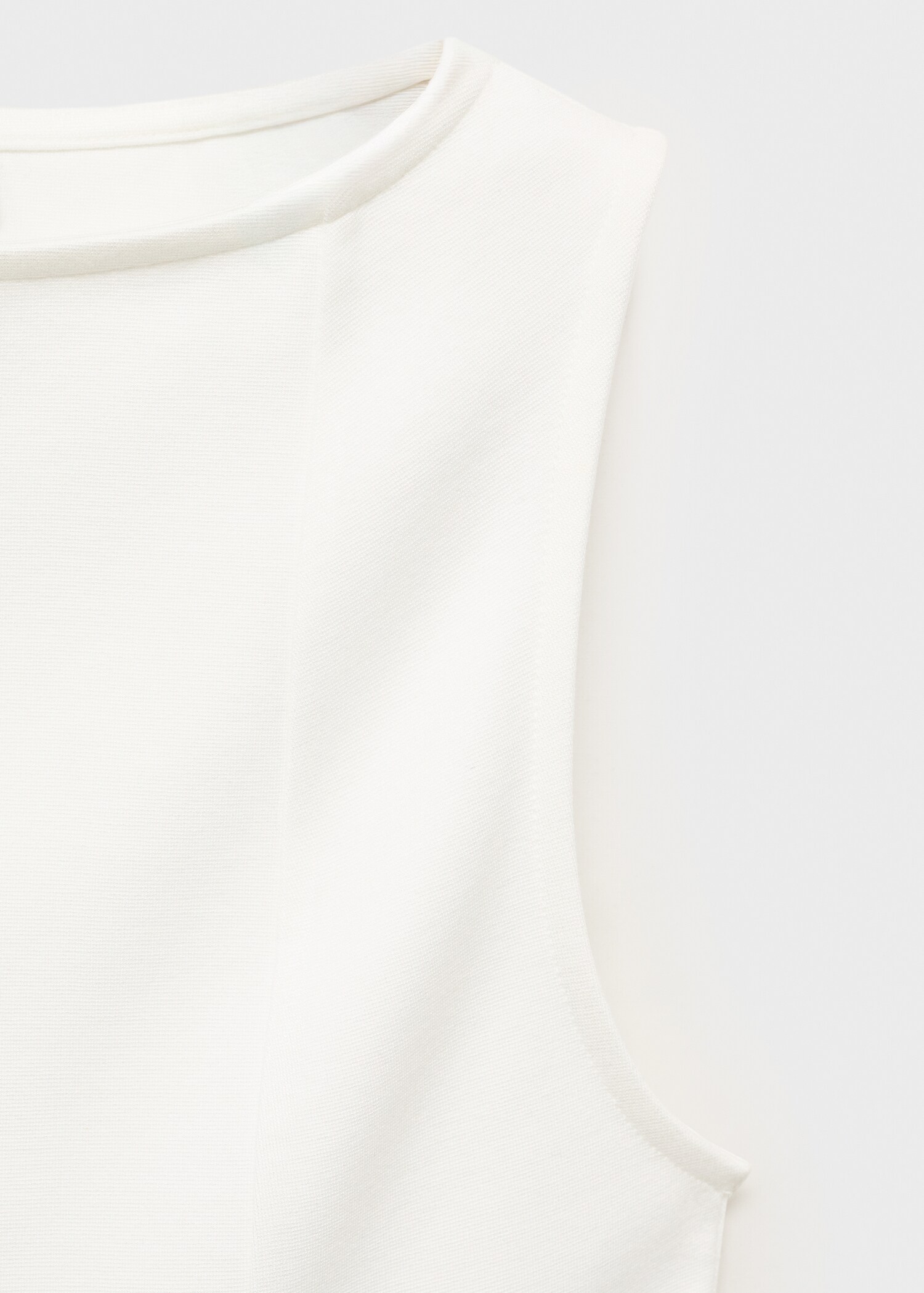 Peplum top with seam detail - Details of the article 8