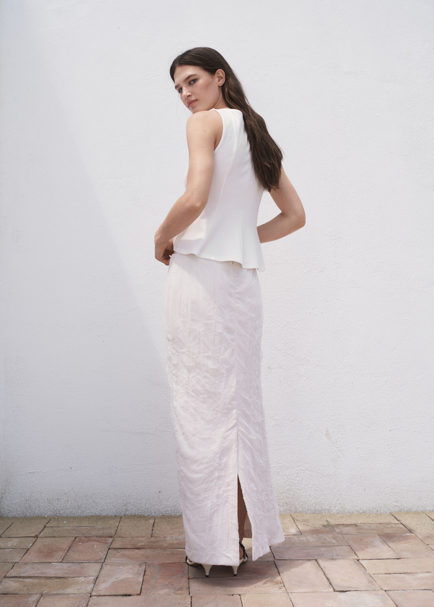 Peplum top with seam detail - Reverse of the article